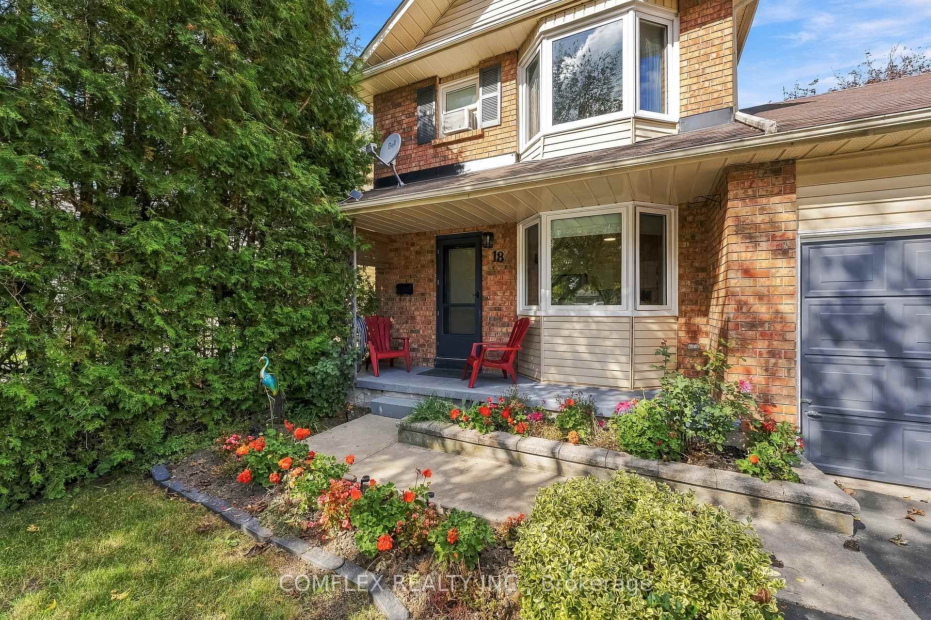 Photo 5 of 18 Stanley Drive, Port Hope — HOMEH
