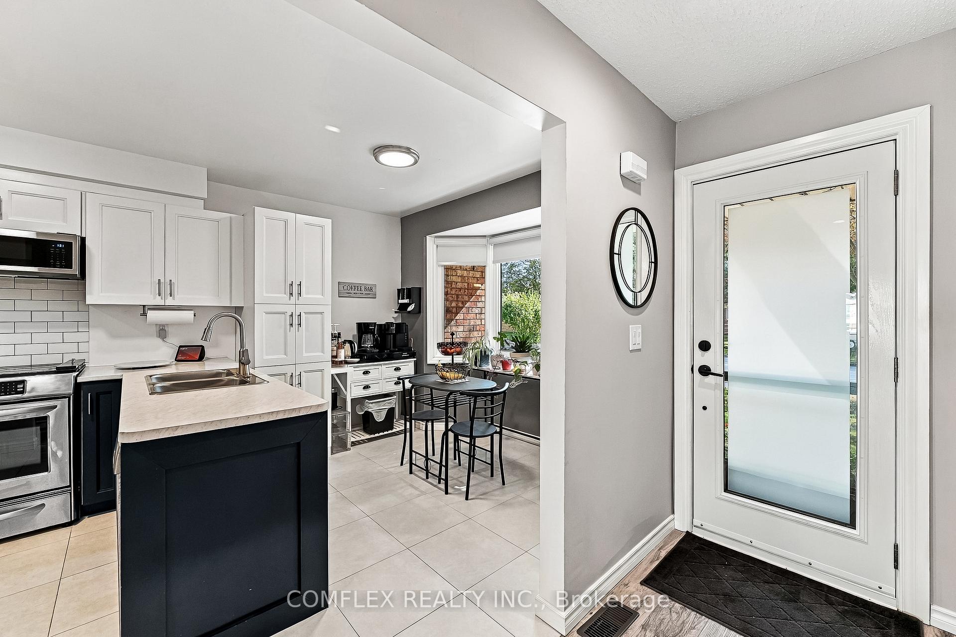 Photo 10 of 18 Stanley Drive, Port Hope — HOMEH