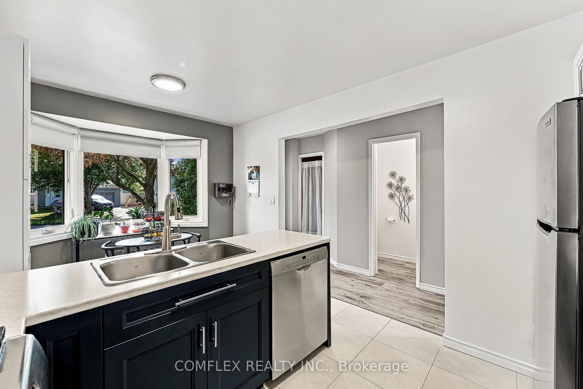 Photo 20 of 18 Stanley Drive, Port Hope — HOMEH
