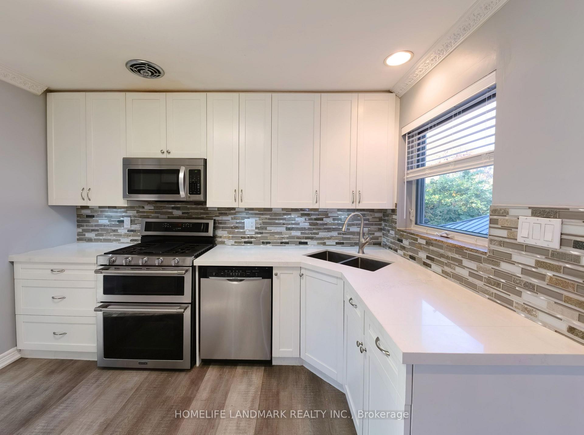 Photo 8 of 2673 Constable Road, Mississauga, Clarkson — HOMEH