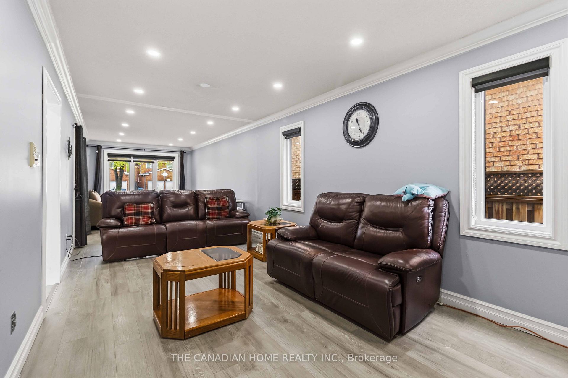 Photo 11 of 3549 Redmond Road, Mississauga, Fairview — HOMEH