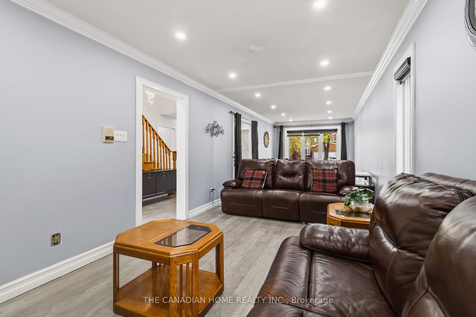 Photo 12 of 3549 Redmond Road, Mississauga, Fairview — HOMEH