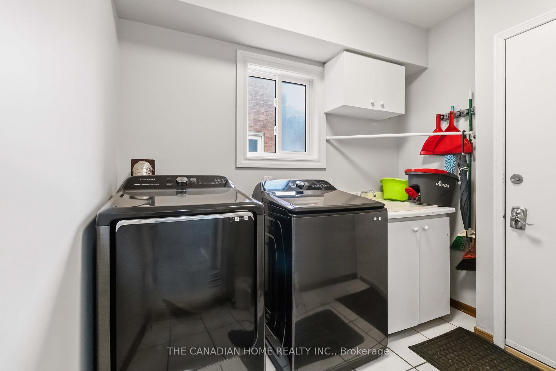 Photo 23 of 3549 Redmond Road, Mississauga, Fairview — HOMEH
