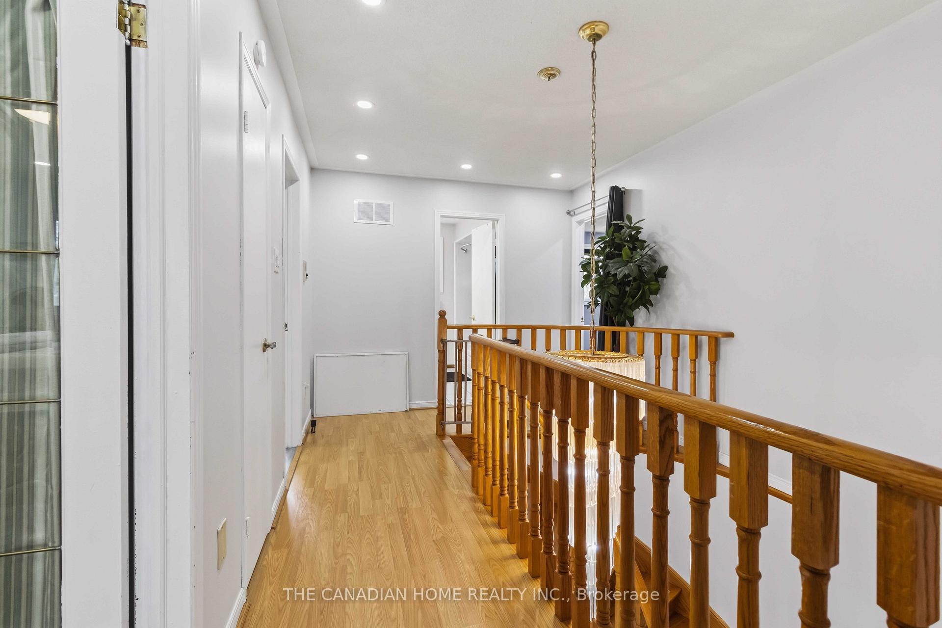 Photo 25 of 3549 Redmond Road, Mississauga, Fairview — HOMEH