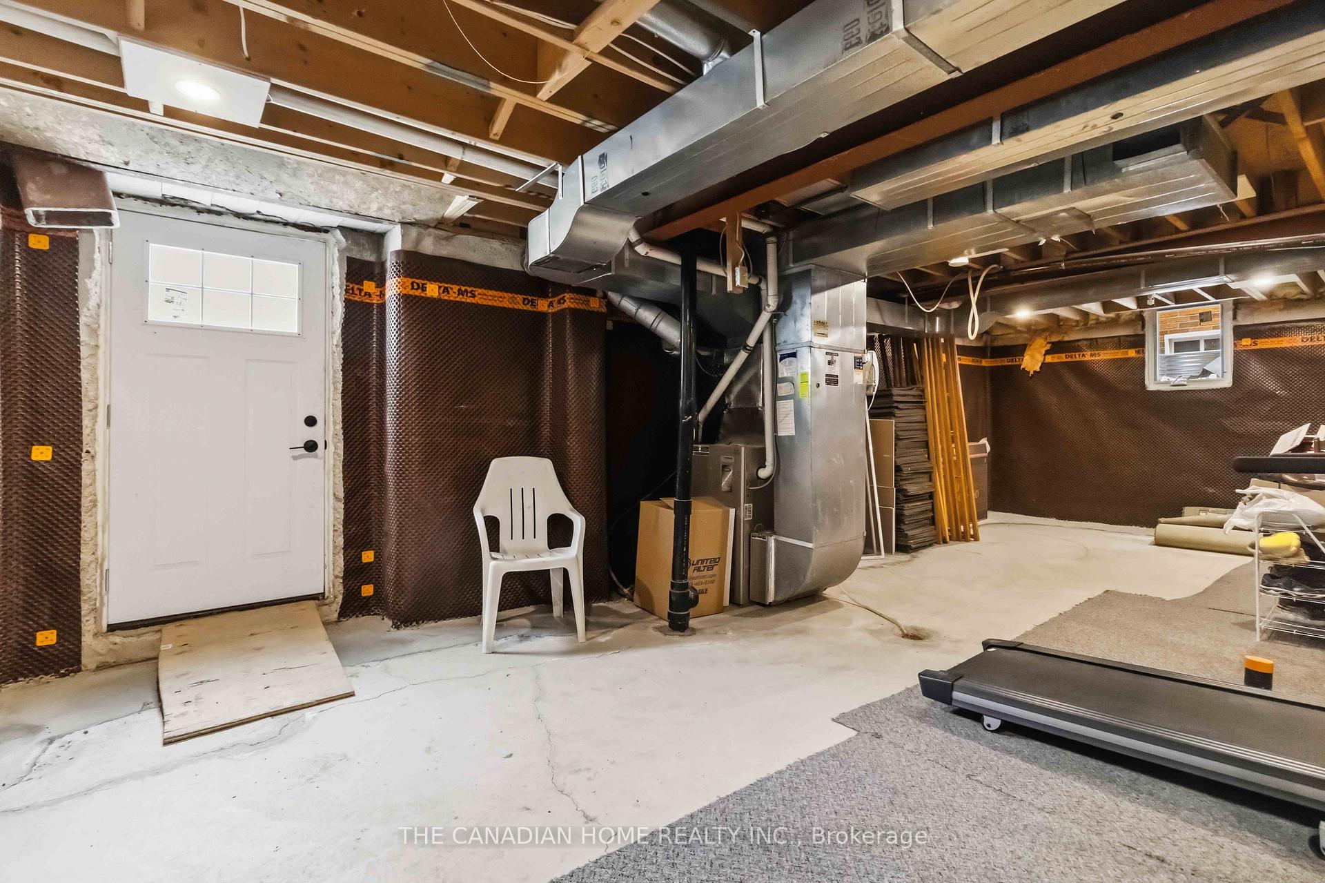 Photo 43 of 3549 Redmond Road, Mississauga, Fairview — HOMEH