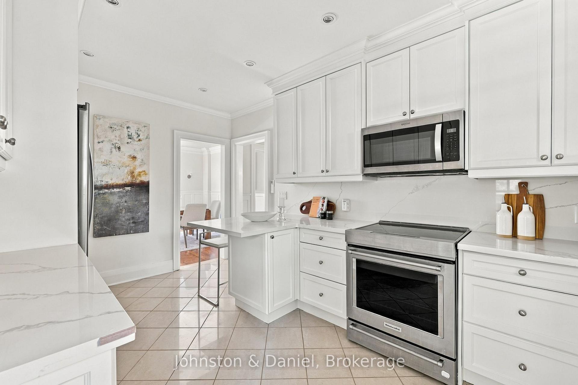 Photo 15 of 169 Glen Cedar Road, Toronto, Humewood-Cedarvale — HOMEH