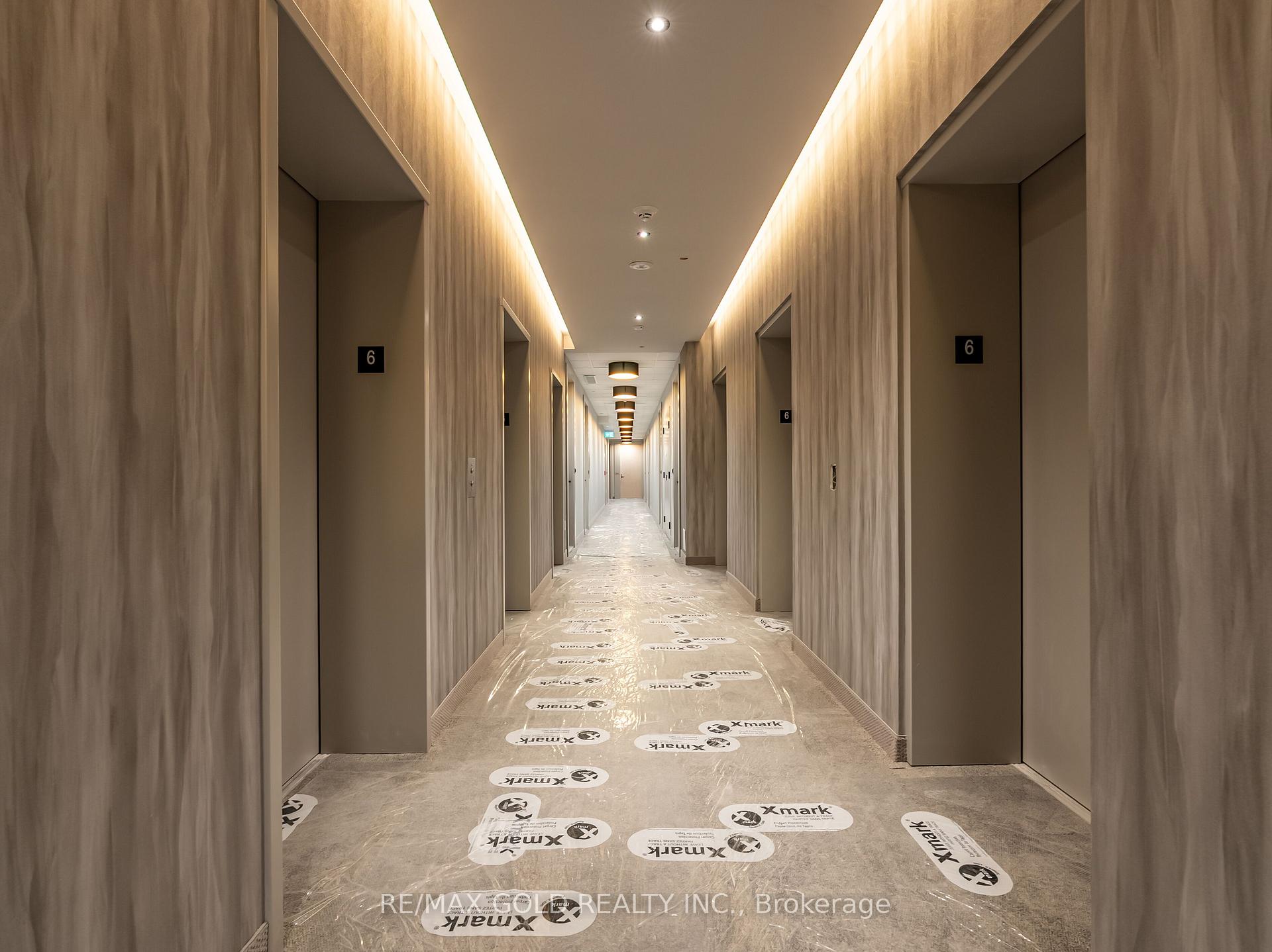 Photo 14 of Unit 608, 28 Interchange Way, Vaughan, Vaughan Corporate Centre — HOMEH