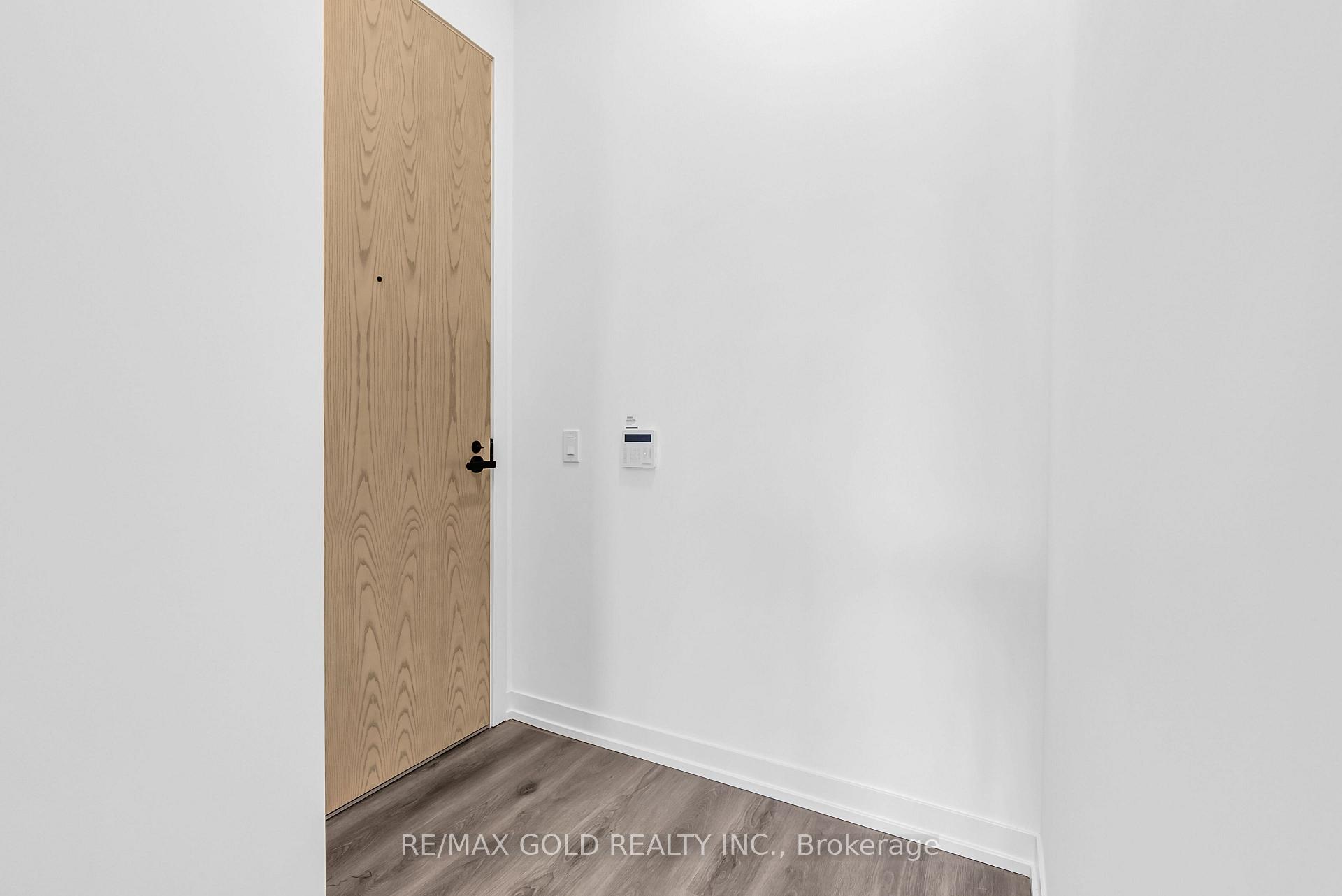 Photo 16 of Unit 608, 28 Interchange Way, Vaughan, Vaughan Corporate Centre — HOMEH