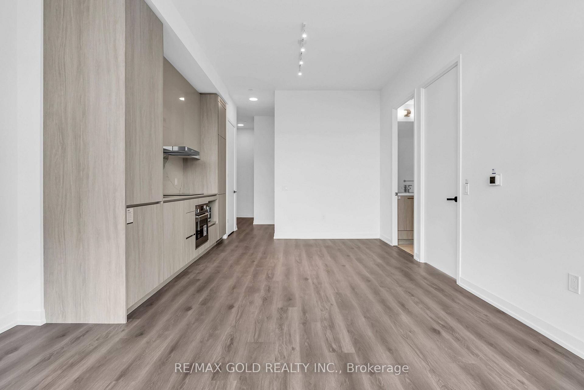 Photo 20 of Unit 608, 28 Interchange Way, Vaughan, Vaughan Corporate Centre — HOMEH
