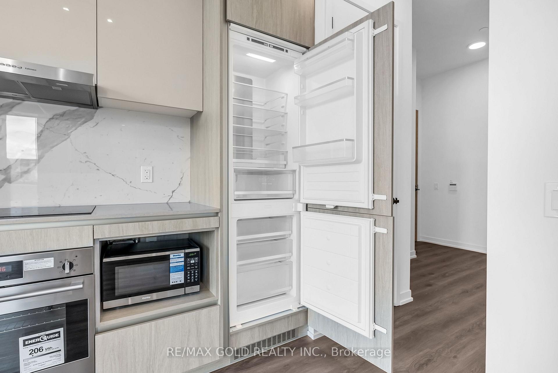 Photo 25 of Unit 608, 28 Interchange Way, Vaughan, Vaughan Corporate Centre — HOMEH