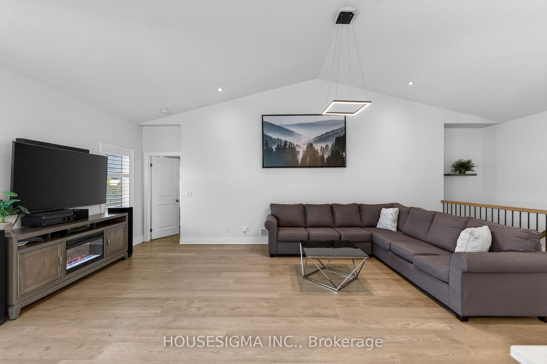Photo 23 of Unit 11, 154 Port Robinson Road, Pelham, Fonthill — HOMEH