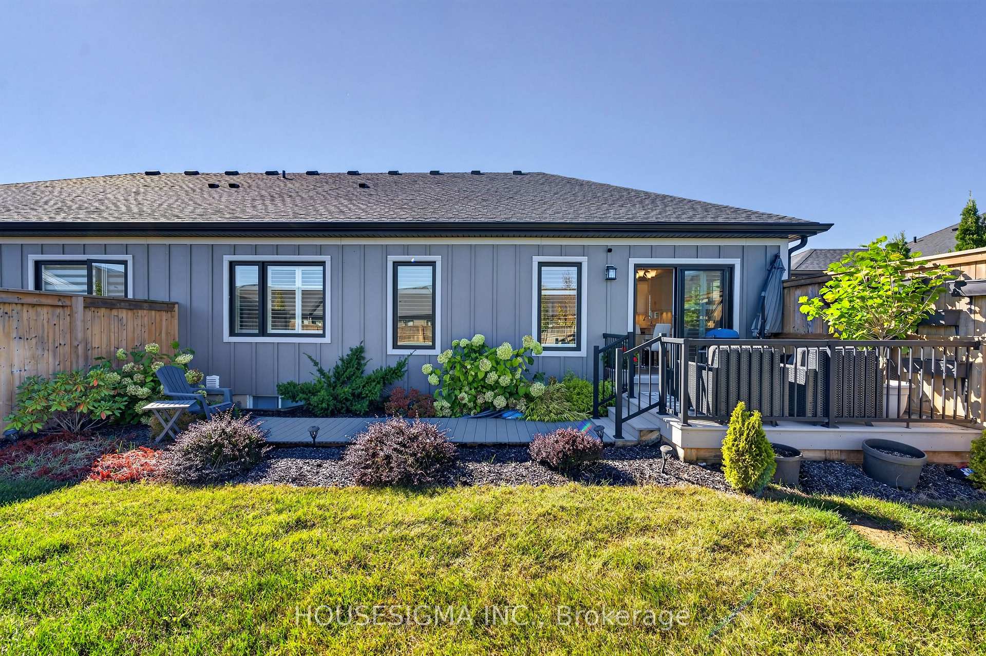 Photo 37 of Unit 11, 154 Port Robinson Road, Pelham, Fonthill — HOMEH