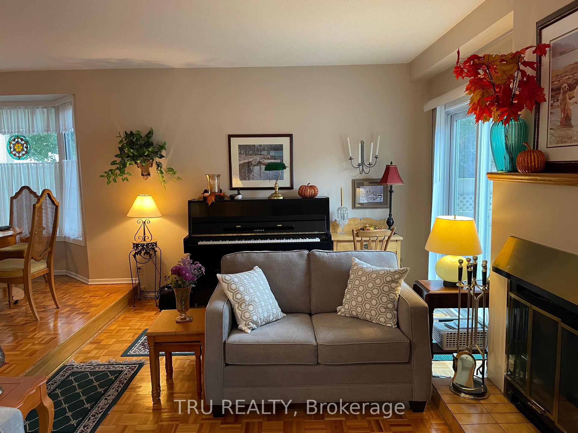 Photo 7 of 2A Millrise Lane, Ottawa, Centrepointe — HOMEH