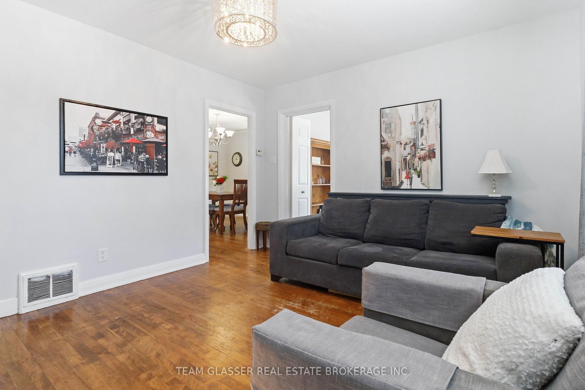 Photo 11 of 27 Dengate Crescent, London, East P — HOMEH