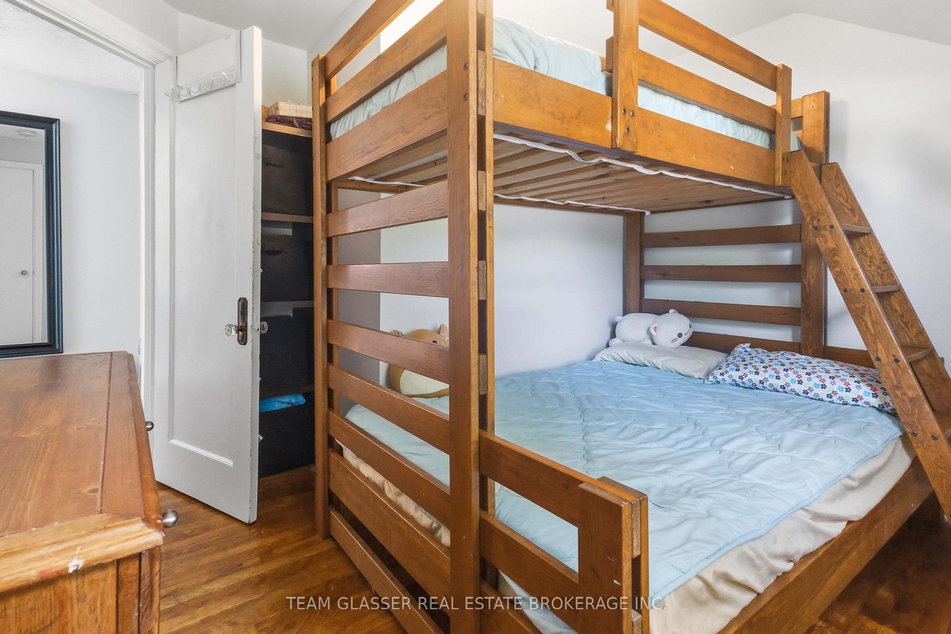 Photo 24 of 27 Dengate Crescent, London, East P — HOMEH