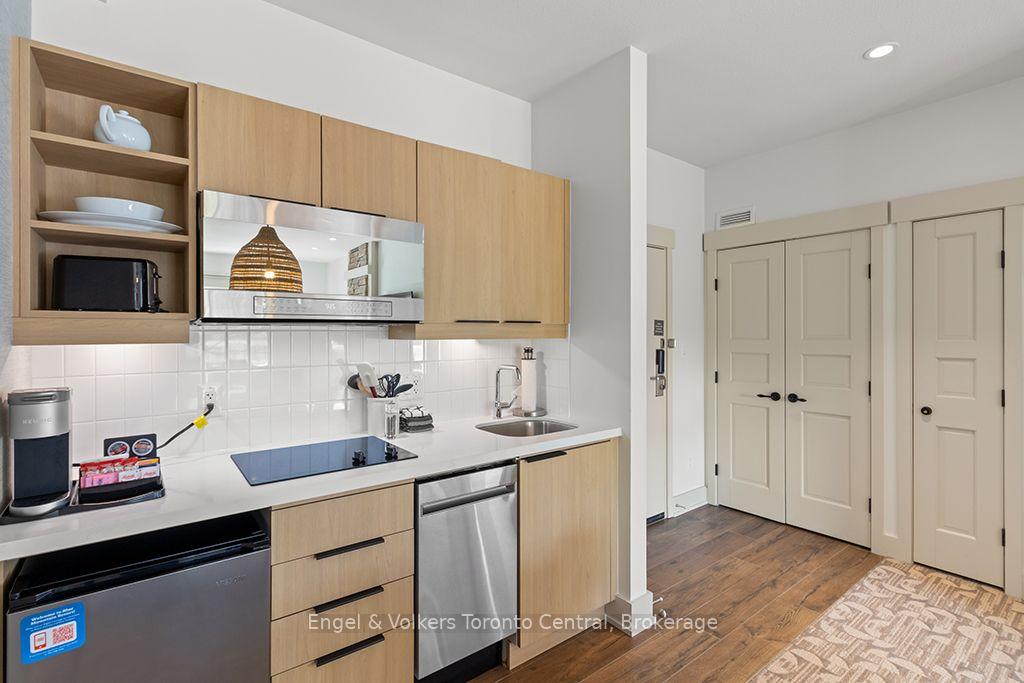 Photo 6 of Unit 412, 190 Jozo Weider Boulevard, Blue Mountains — HOMEH