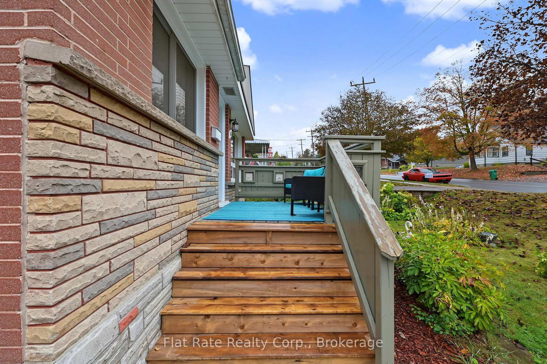 Photo 4 of 365 Highland Road, Peterborough, Northcrest Ward 5 — HOMEH