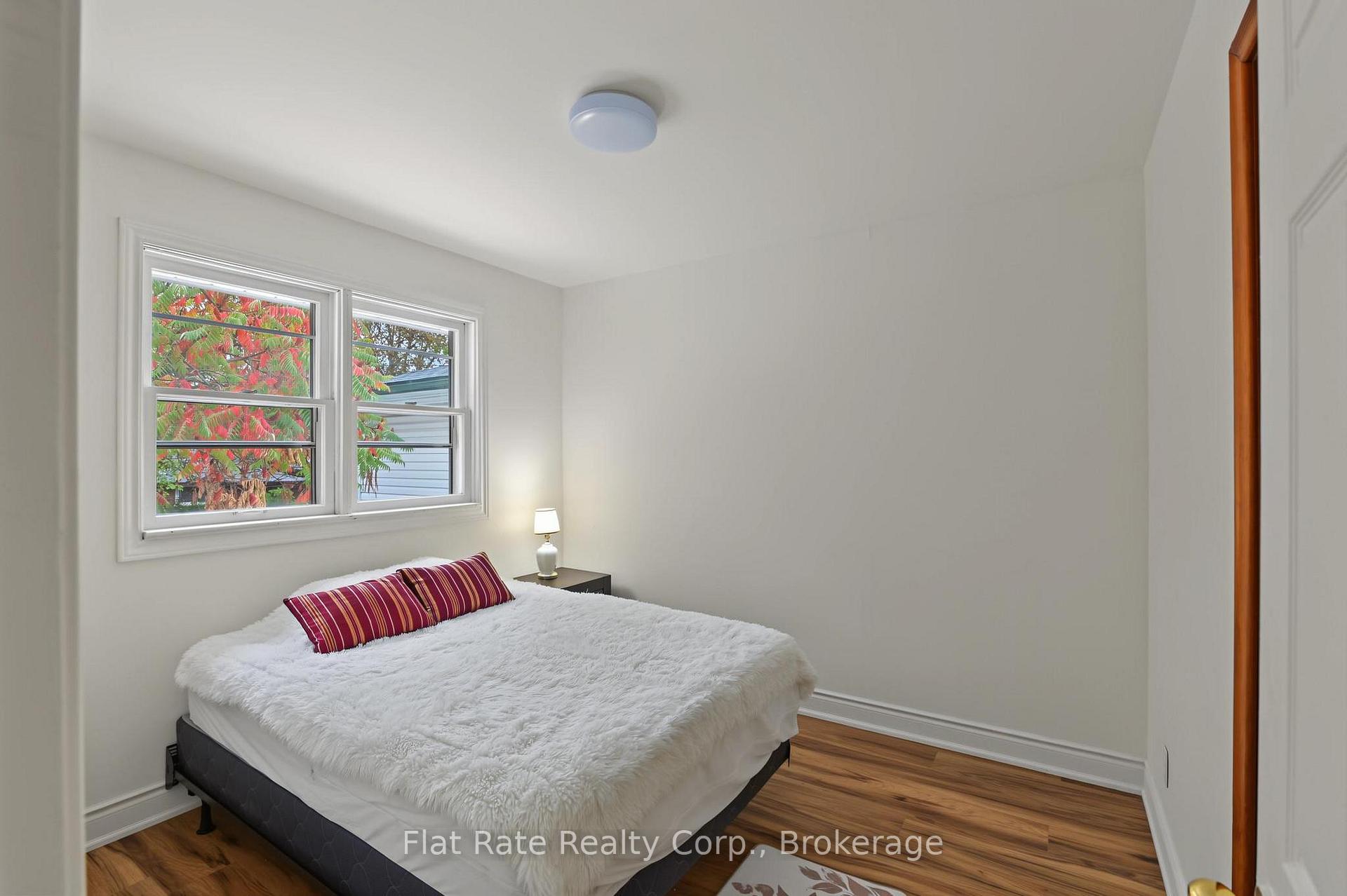 Photo 18 of 365 Highland Road, Peterborough, Northcrest Ward 5 — HOMEH