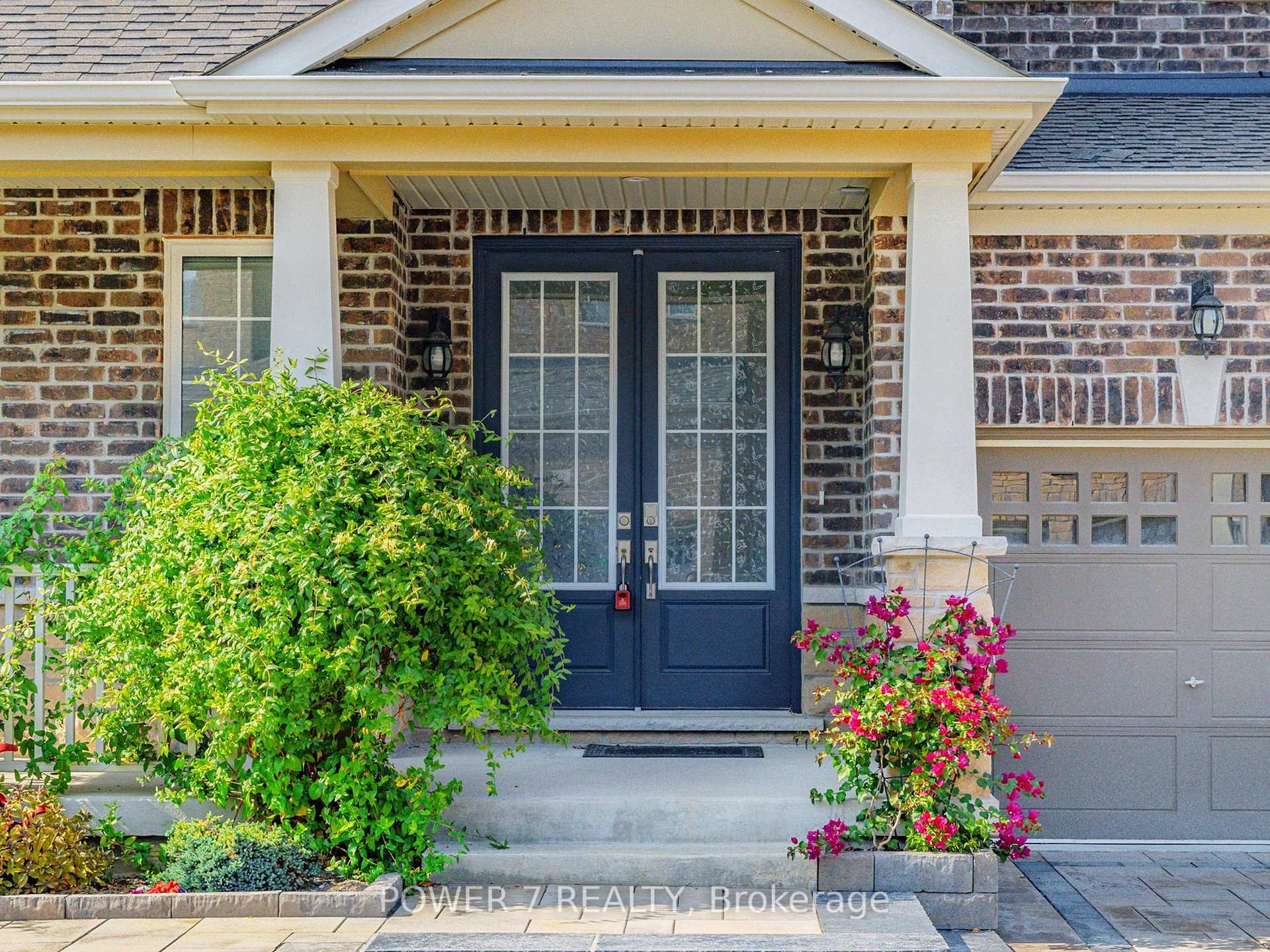 Photo 4 of 61 Match Point Court, Aurora, Aurora Estates — HOMEH