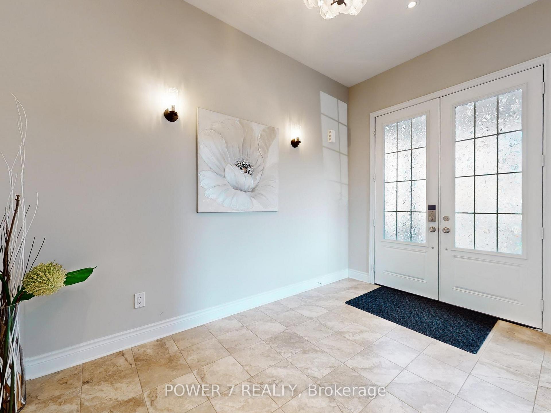 Photo 5 of 61 Match Point Court, Aurora, Aurora Estates — HOMEH