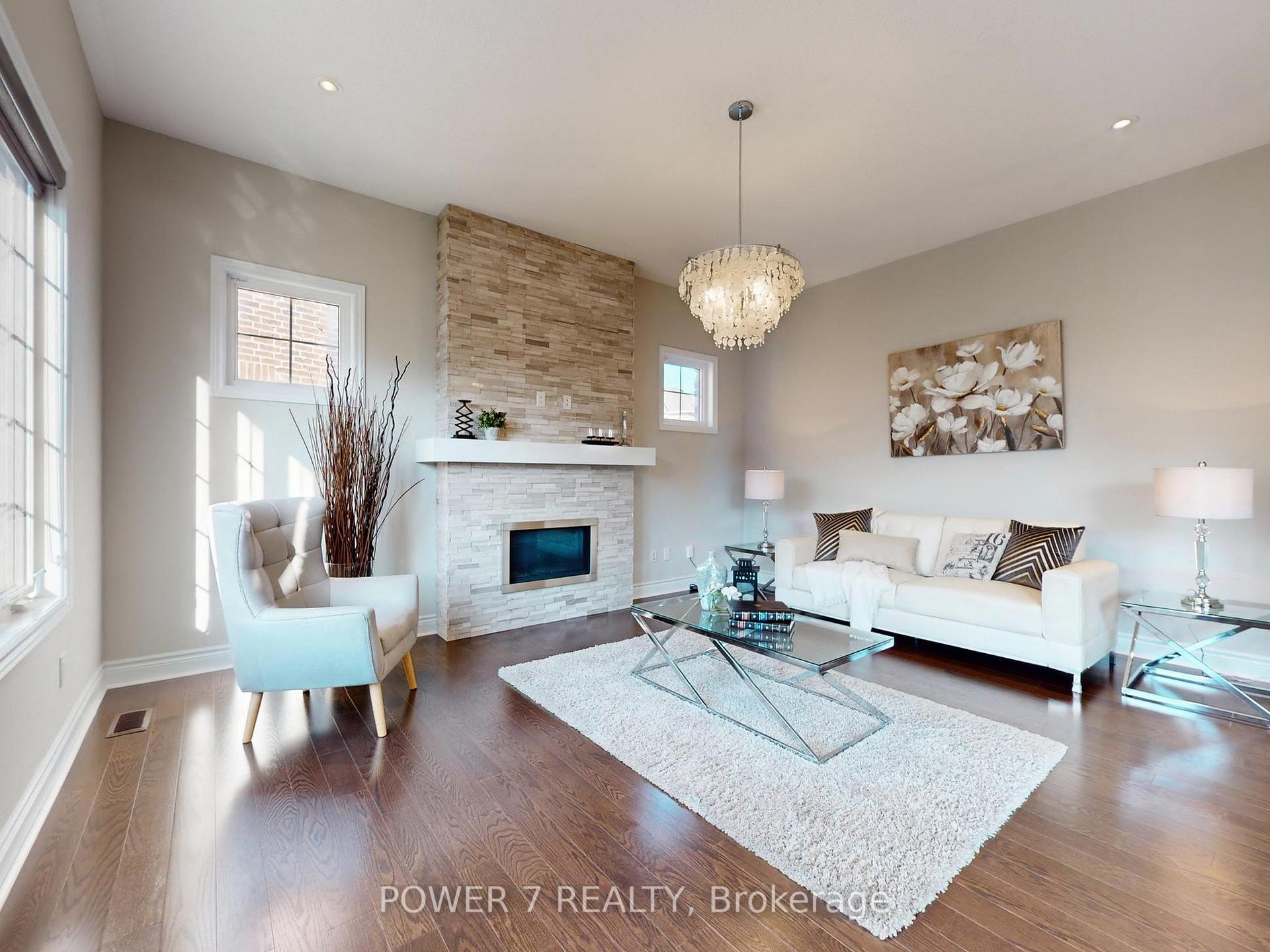 Photo 8 of 61 Match Point Court, Aurora, Aurora Estates — HOMEH