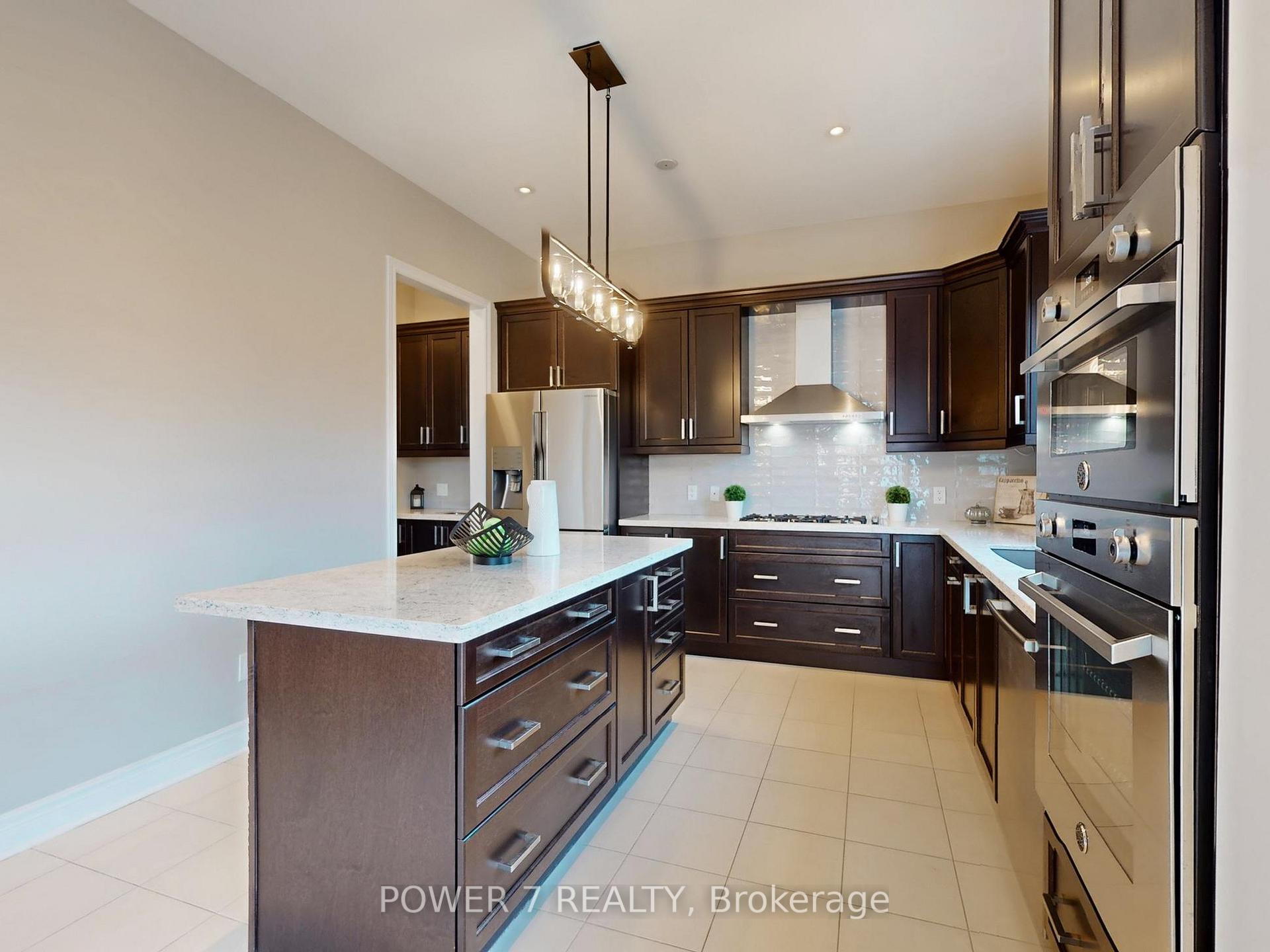 Photo 15 of 61 Match Point Court, Aurora, Aurora Estates — HOMEH
