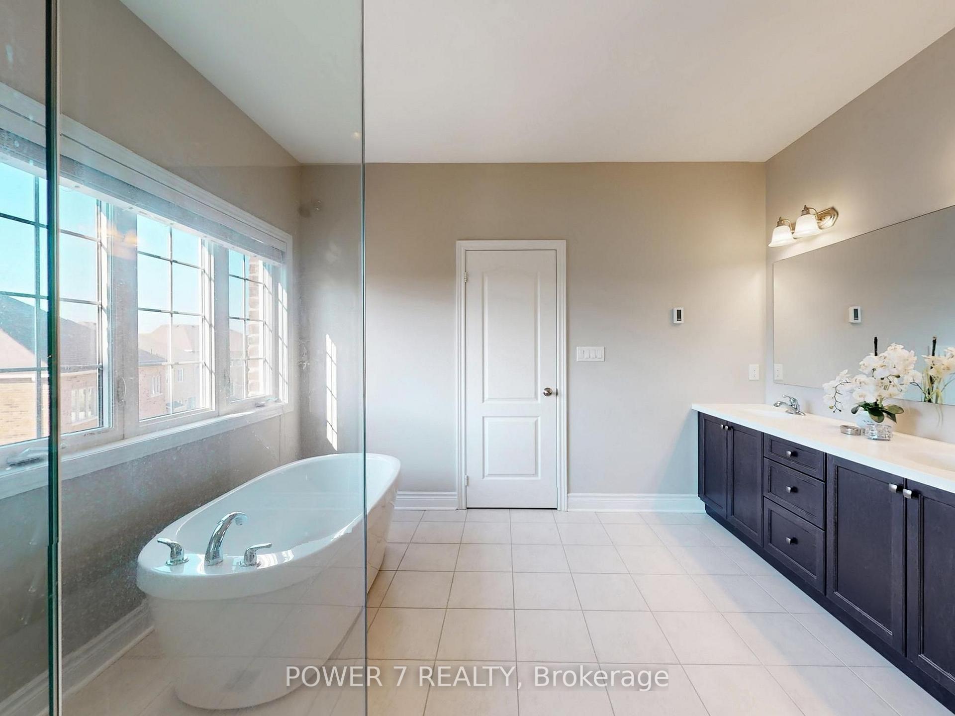Photo 31 of 61 Match Point Court, Aurora, Aurora Estates — HOMEH