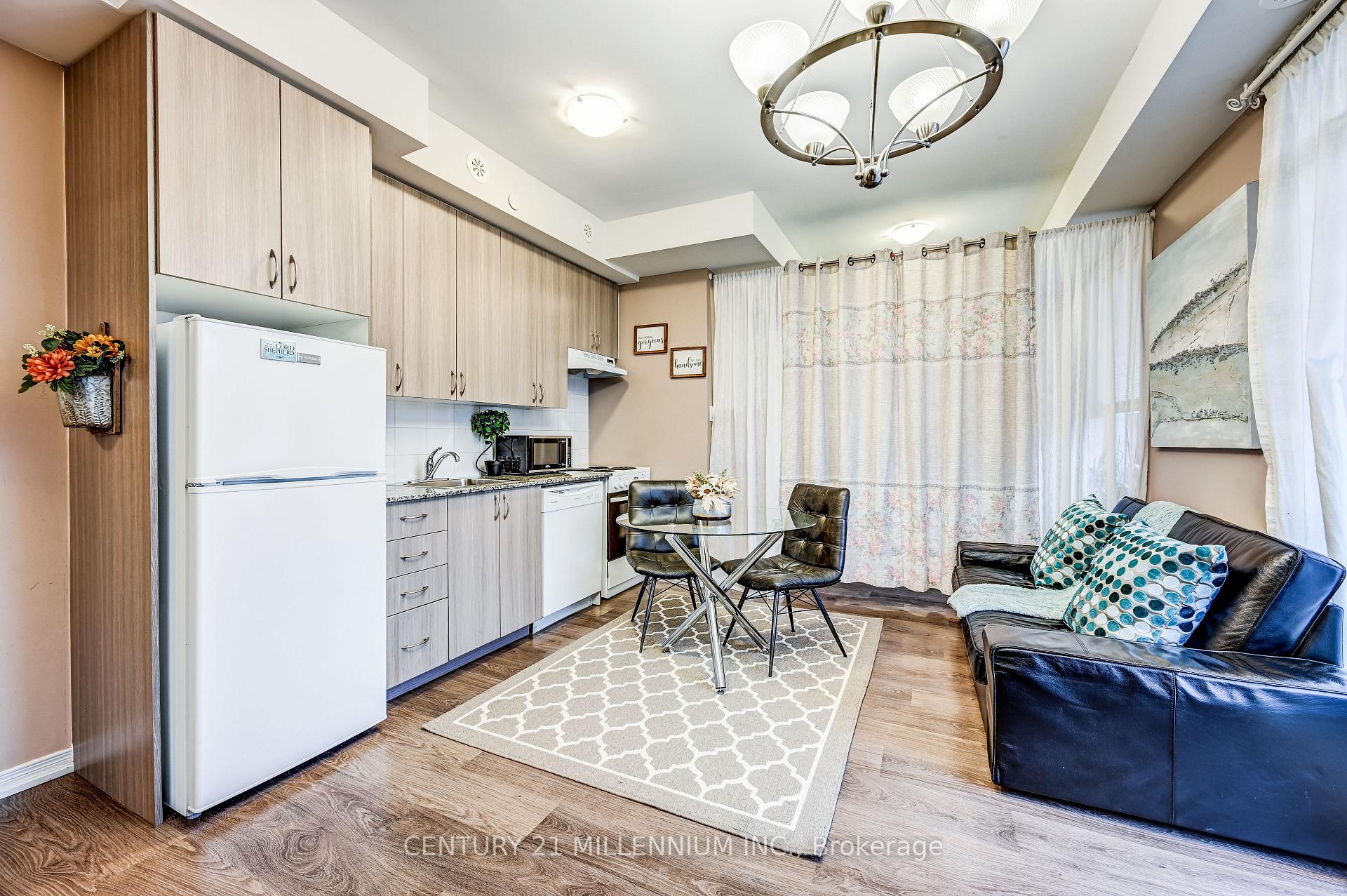 Photo 12 of Unit 201, 50 Sky Harbour Drive, Brampton, Brampton West — HOMEH