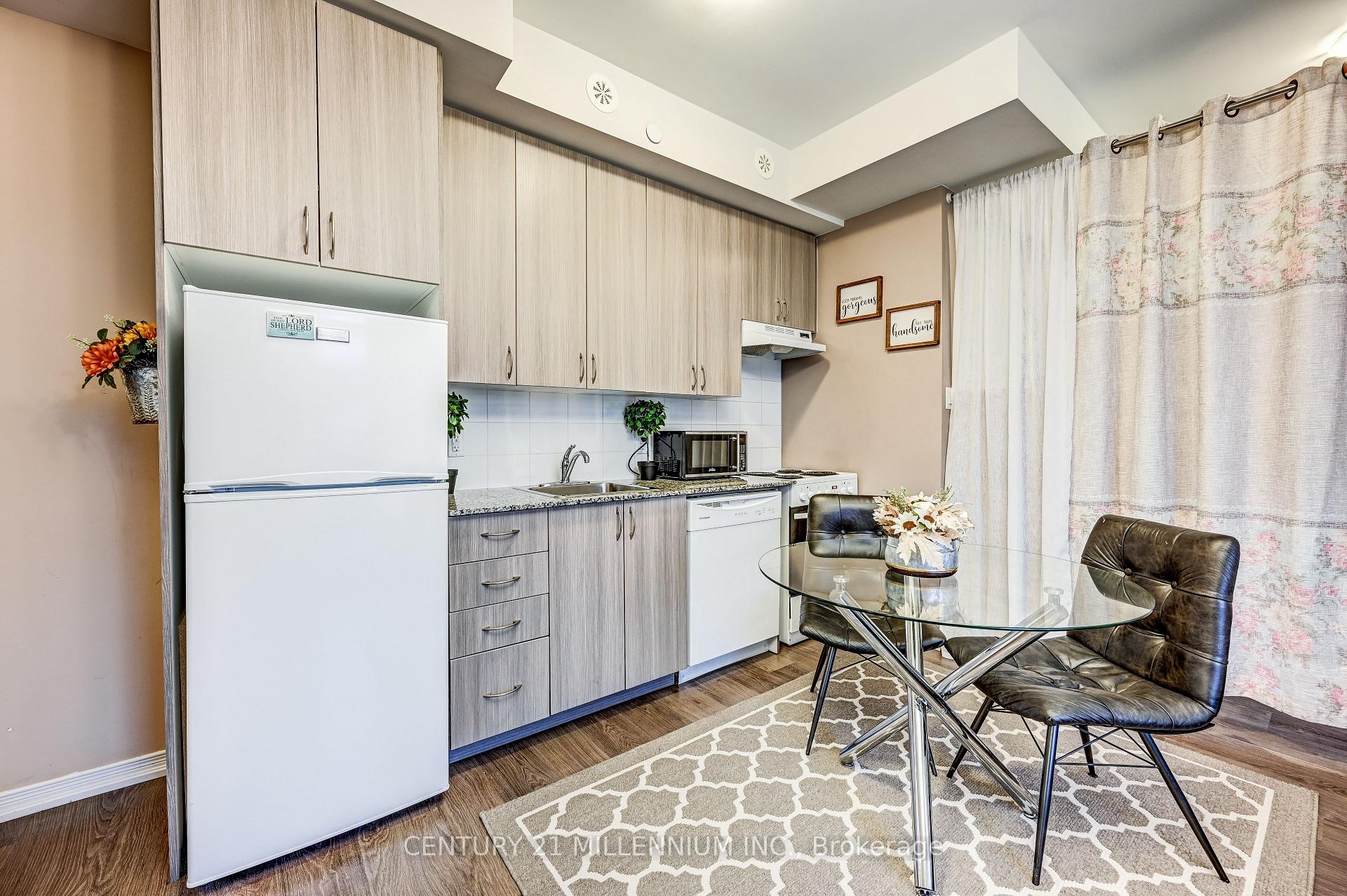 Photo 16 of Unit 201, 50 Sky Harbour Drive, Brampton, Brampton West — HOMEH
