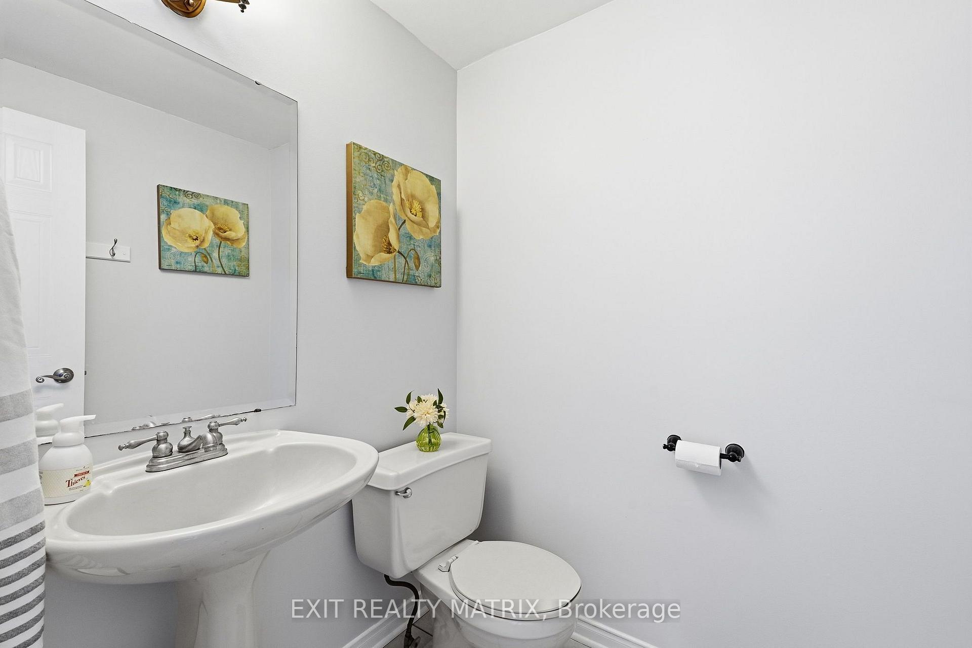 Photo 5 of 751 Clearcrest Crescent, Ottawa, Fallingbrook/Ridgemount — HOMEH