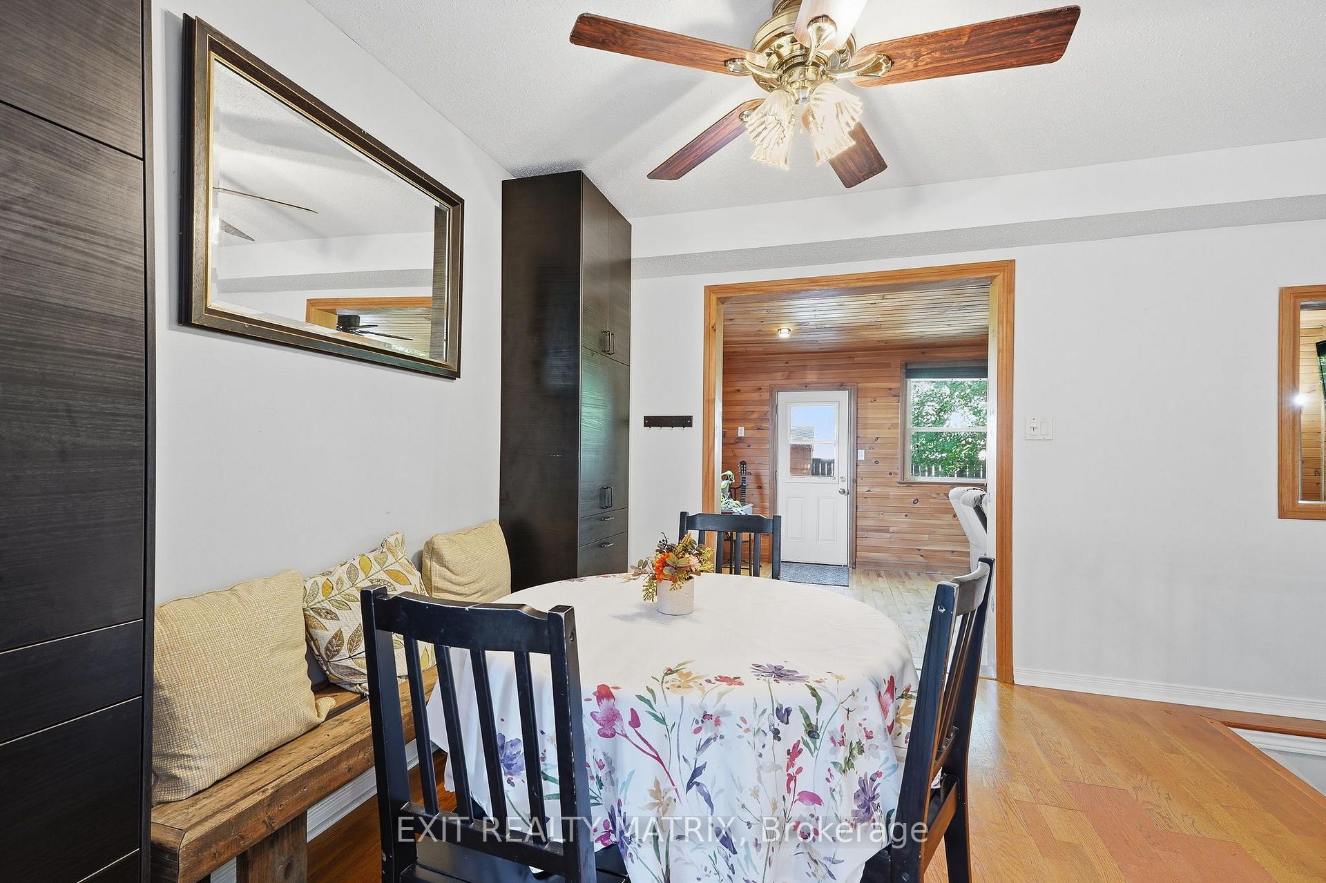 Photo 14 of 751 Clearcrest Crescent, Ottawa, Fallingbrook/Ridgemount — HOMEH