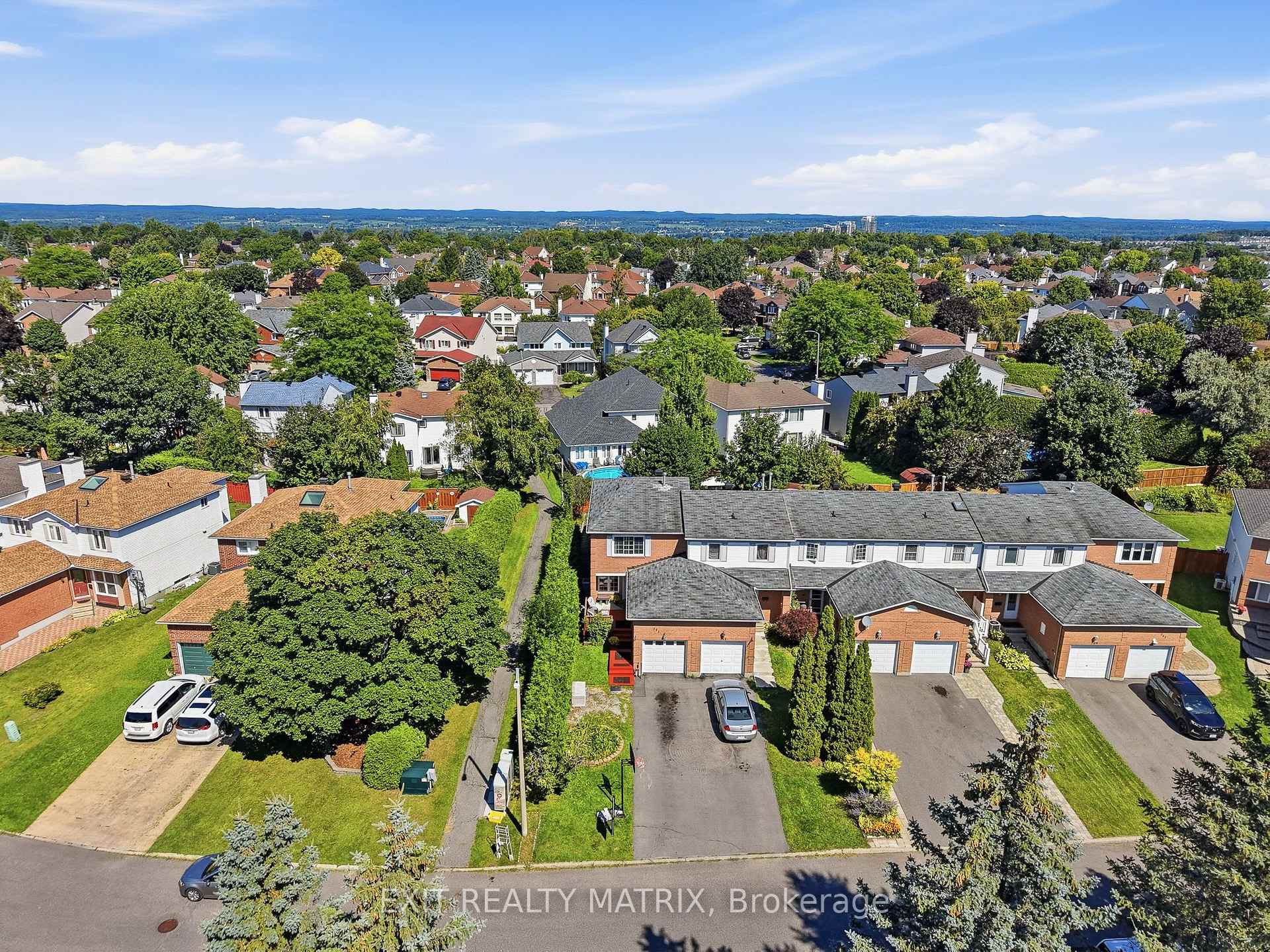 Photo 35 of 751 Clearcrest Crescent, Ottawa, Fallingbrook/Ridgemount — HOMEH