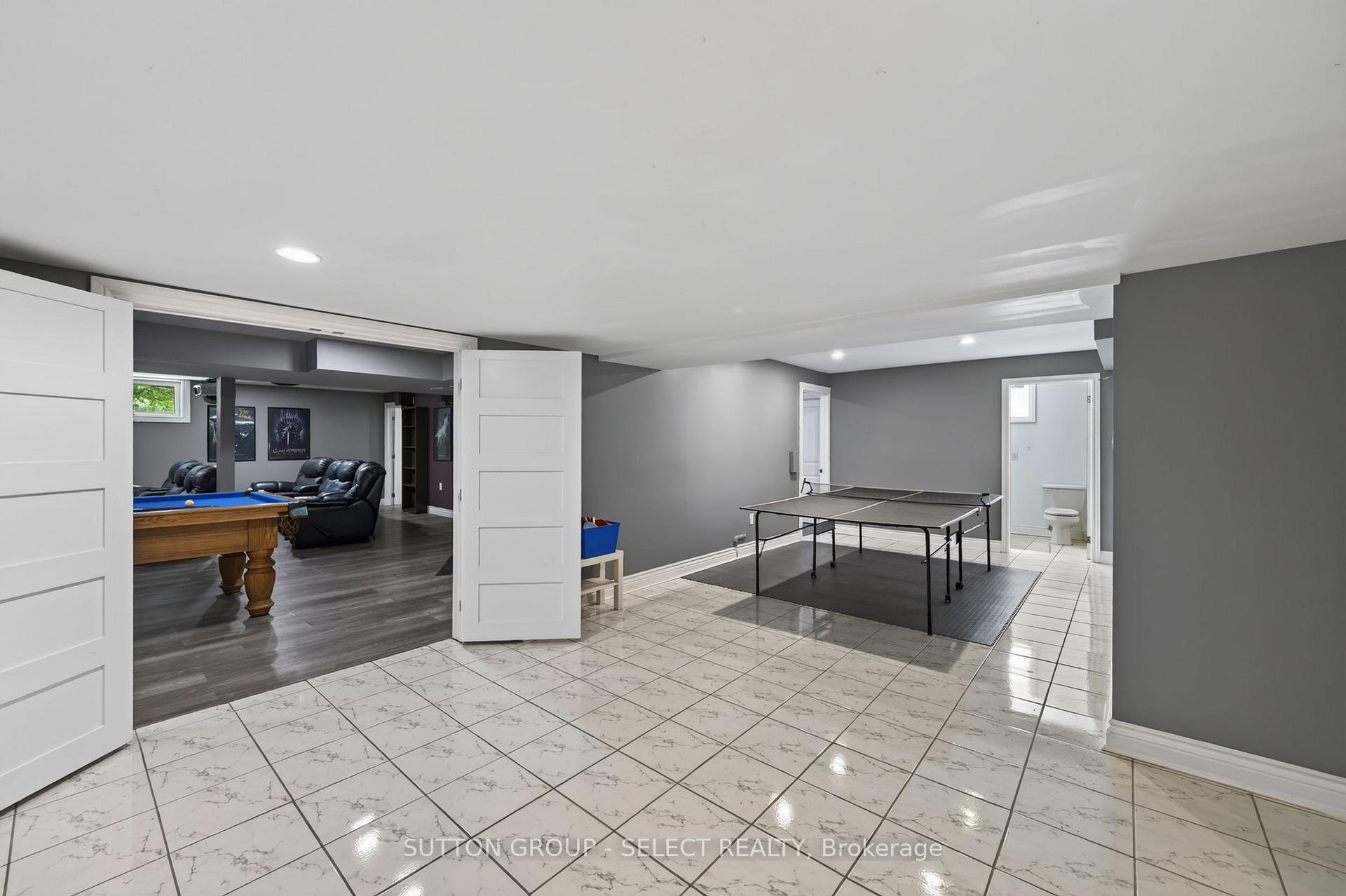 Photo 37 of 768 Franklinway Crescent, London, North R — HOMEH