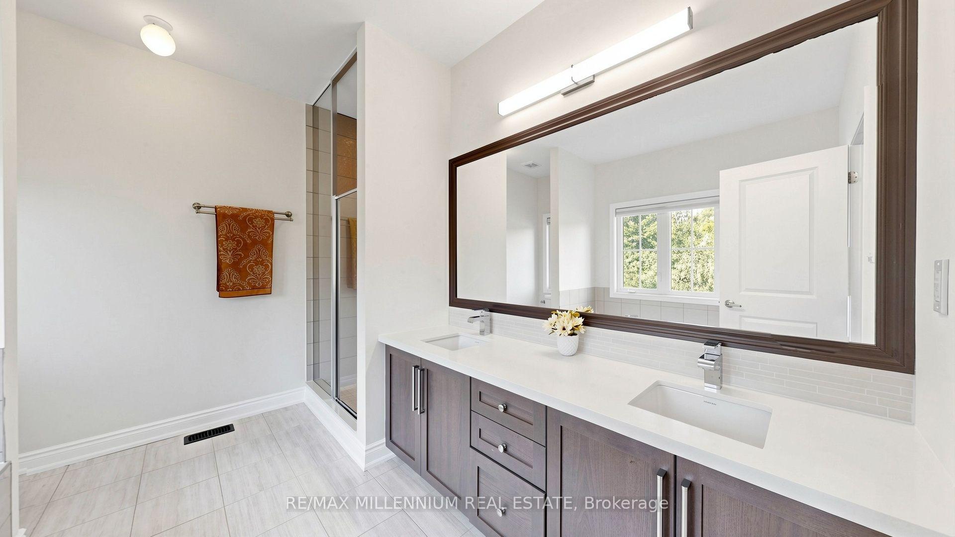 Photo 29 of 327 Mactier Drive, Vaughan, Kleinburg — HOMEH
