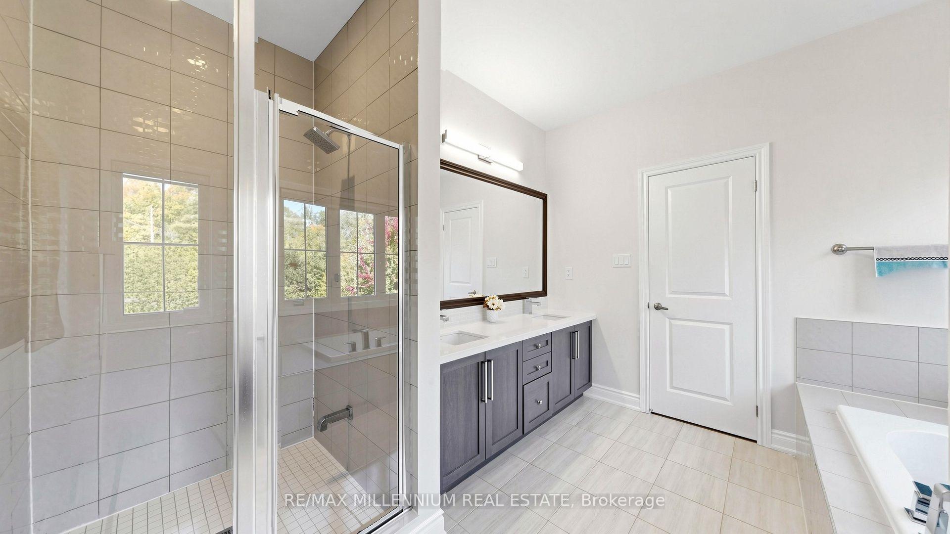 Photo 32 of 327 Mactier Drive, Vaughan, Kleinburg — HOMEH