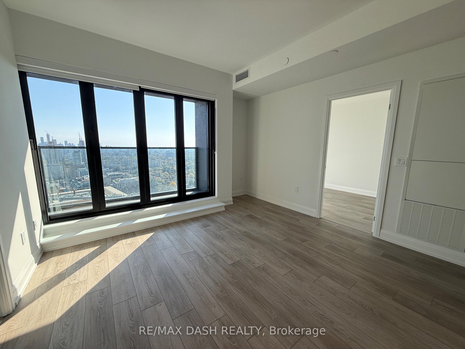 Photo 20 of Unit 3604, 20 Soudan Avenue, Toronto, Mount Pleasant West — HOMEH