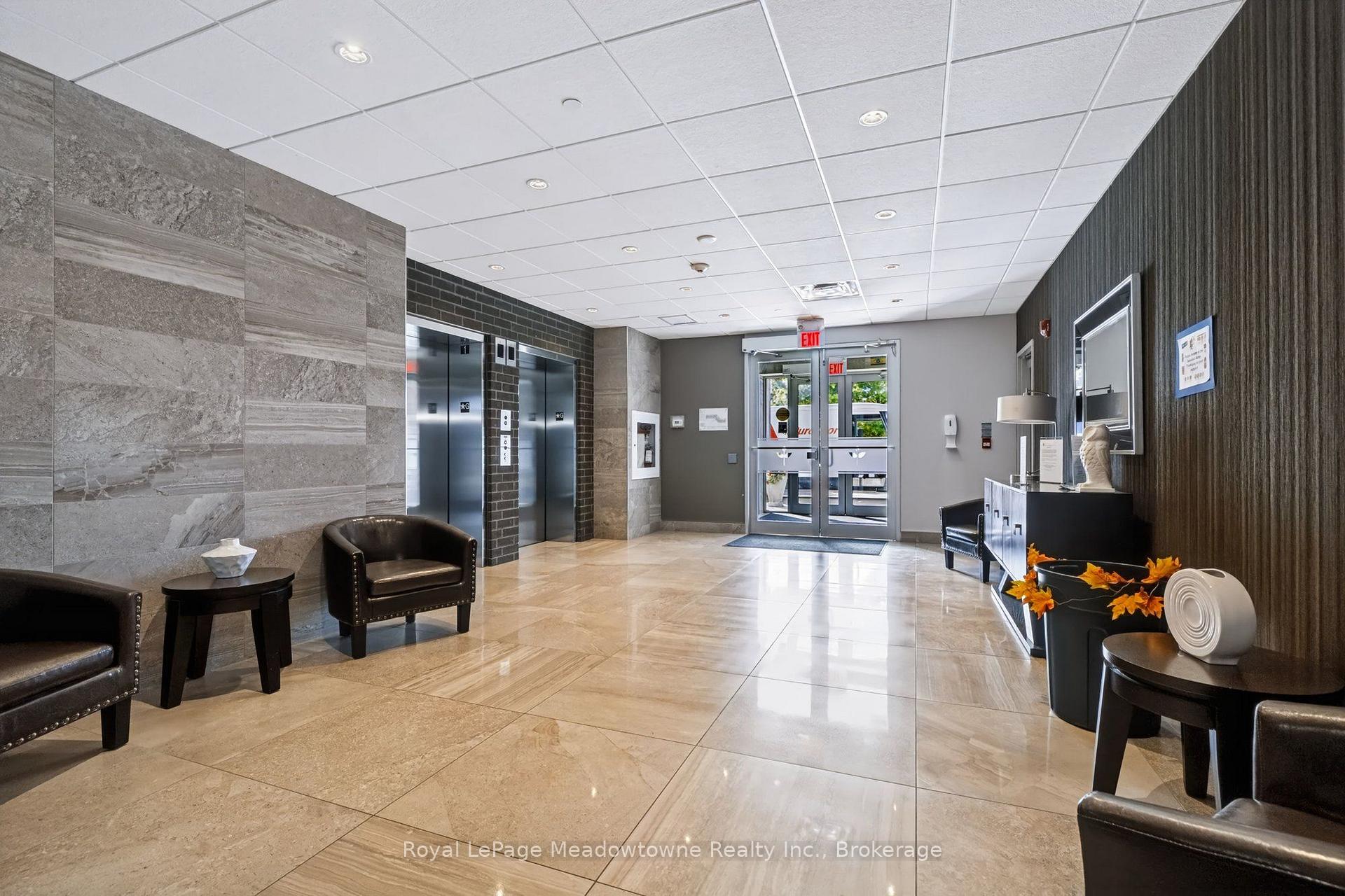Photo 5 of Unit 301, 33 Whitmer Street, Milton, Scott — HOMEH