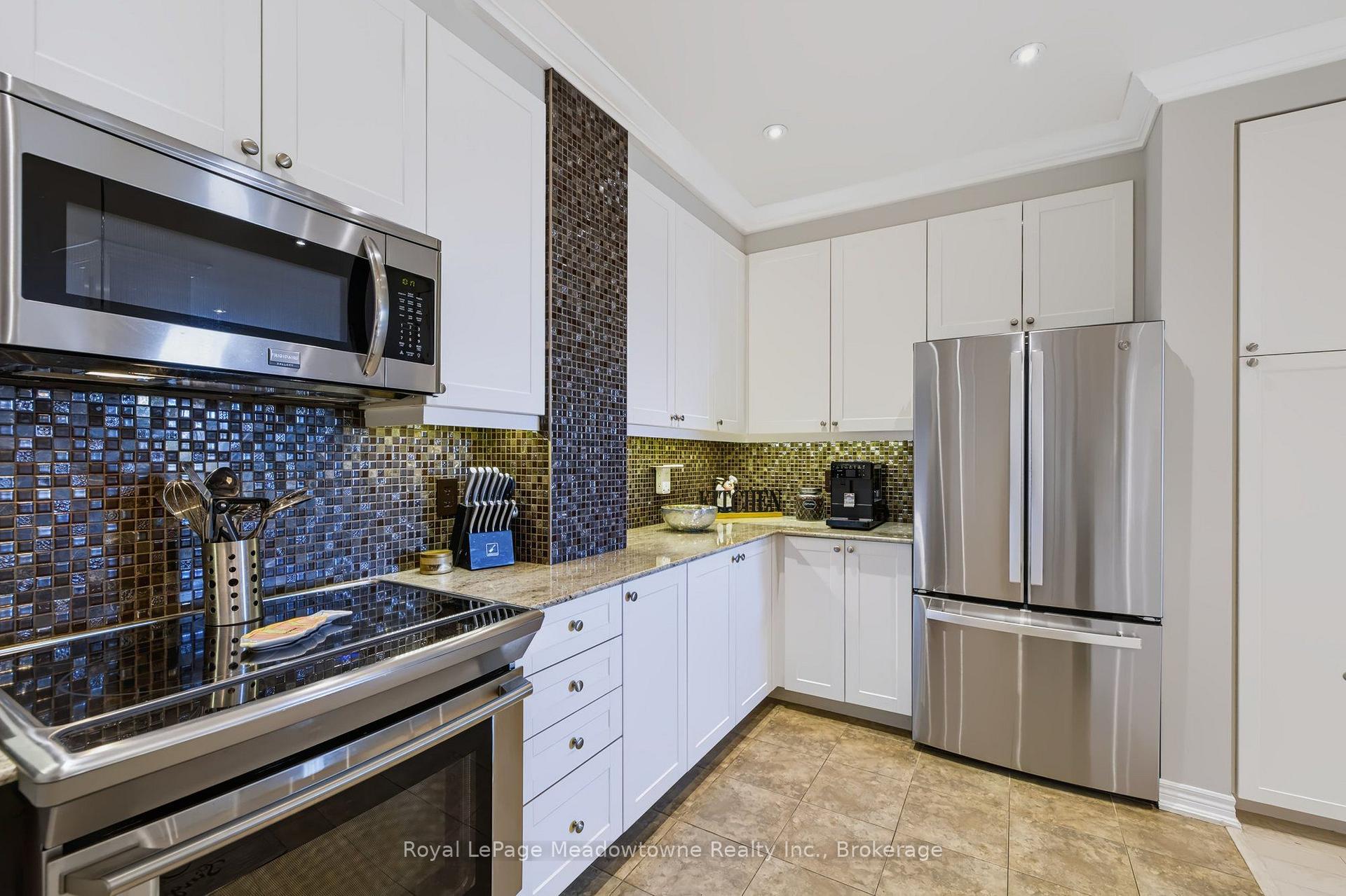 Photo 15 of Unit 301, 33 Whitmer Street, Milton, Scott — HOMEH