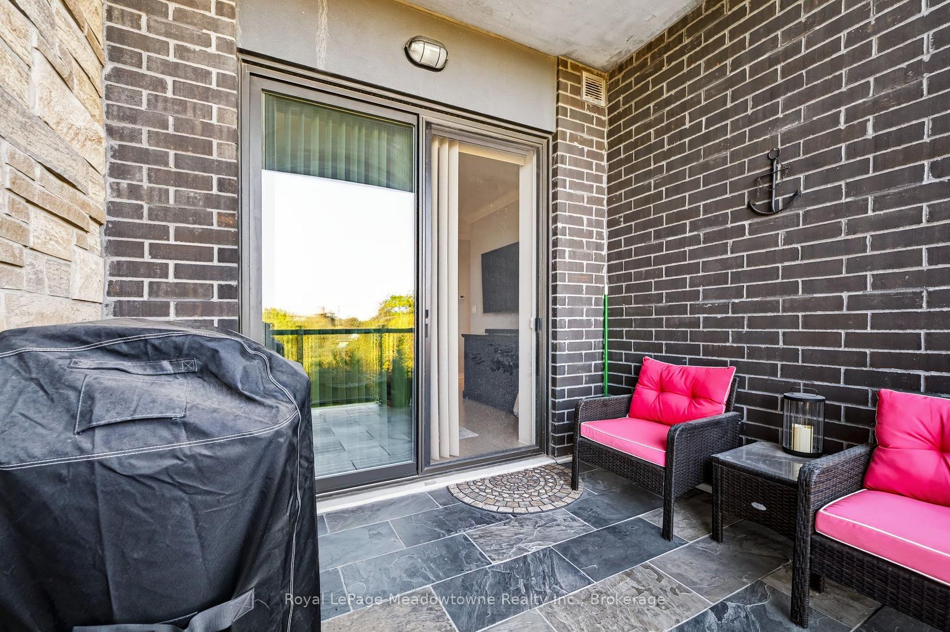 Photo 36 of Unit 301, 33 Whitmer Street, Milton, Scott — HOMEH