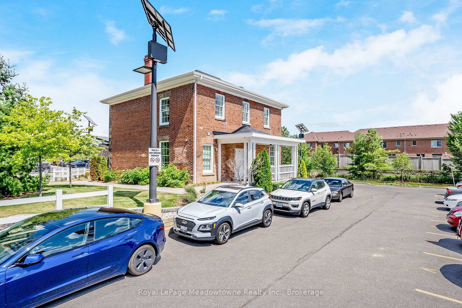 Photo 44 of Unit 301, 33 Whitmer Street, Milton, Scott — HOMEH