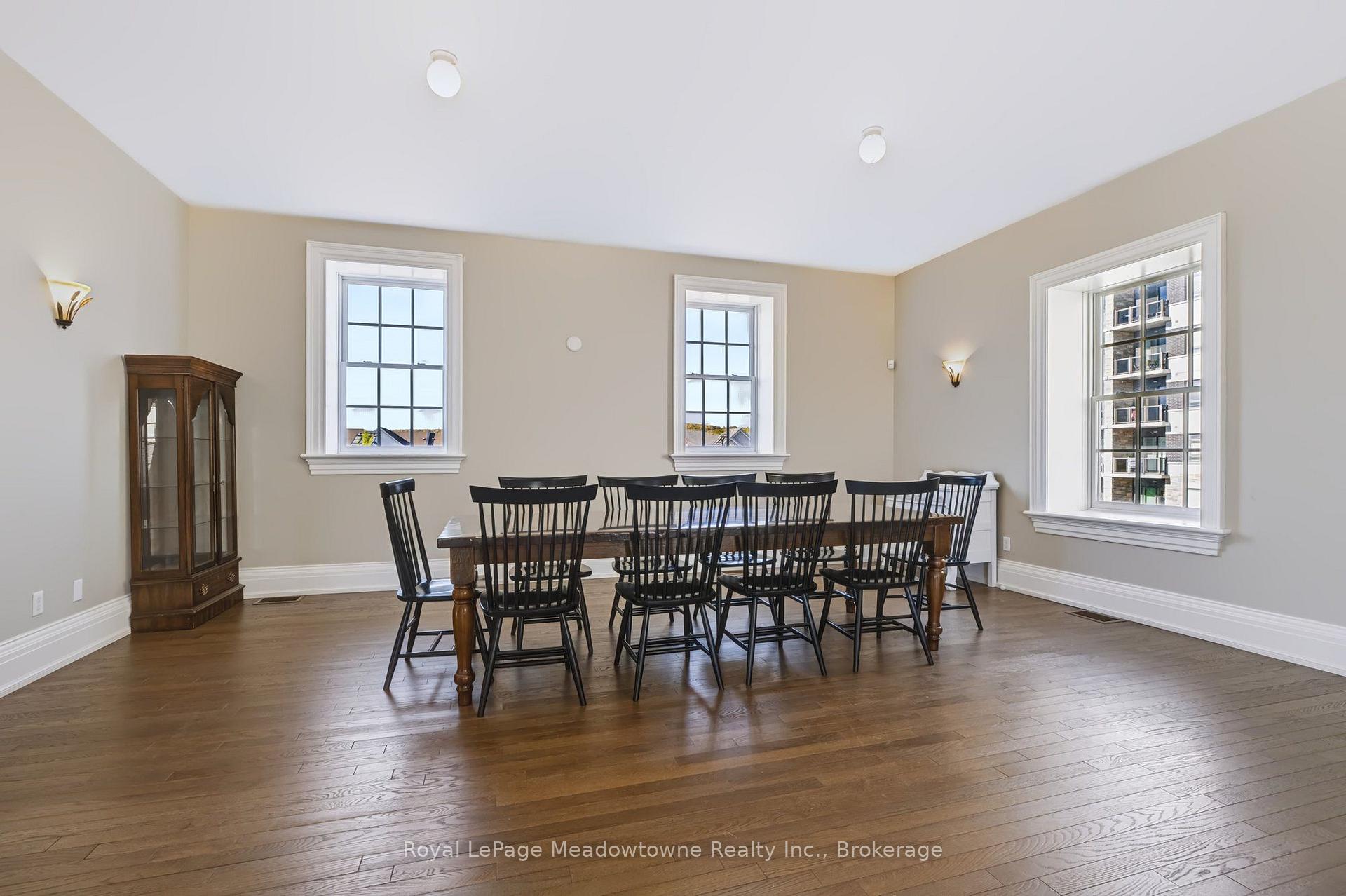 Photo 48 of Unit 301, 33 Whitmer Street, Milton, Scott — HOMEH