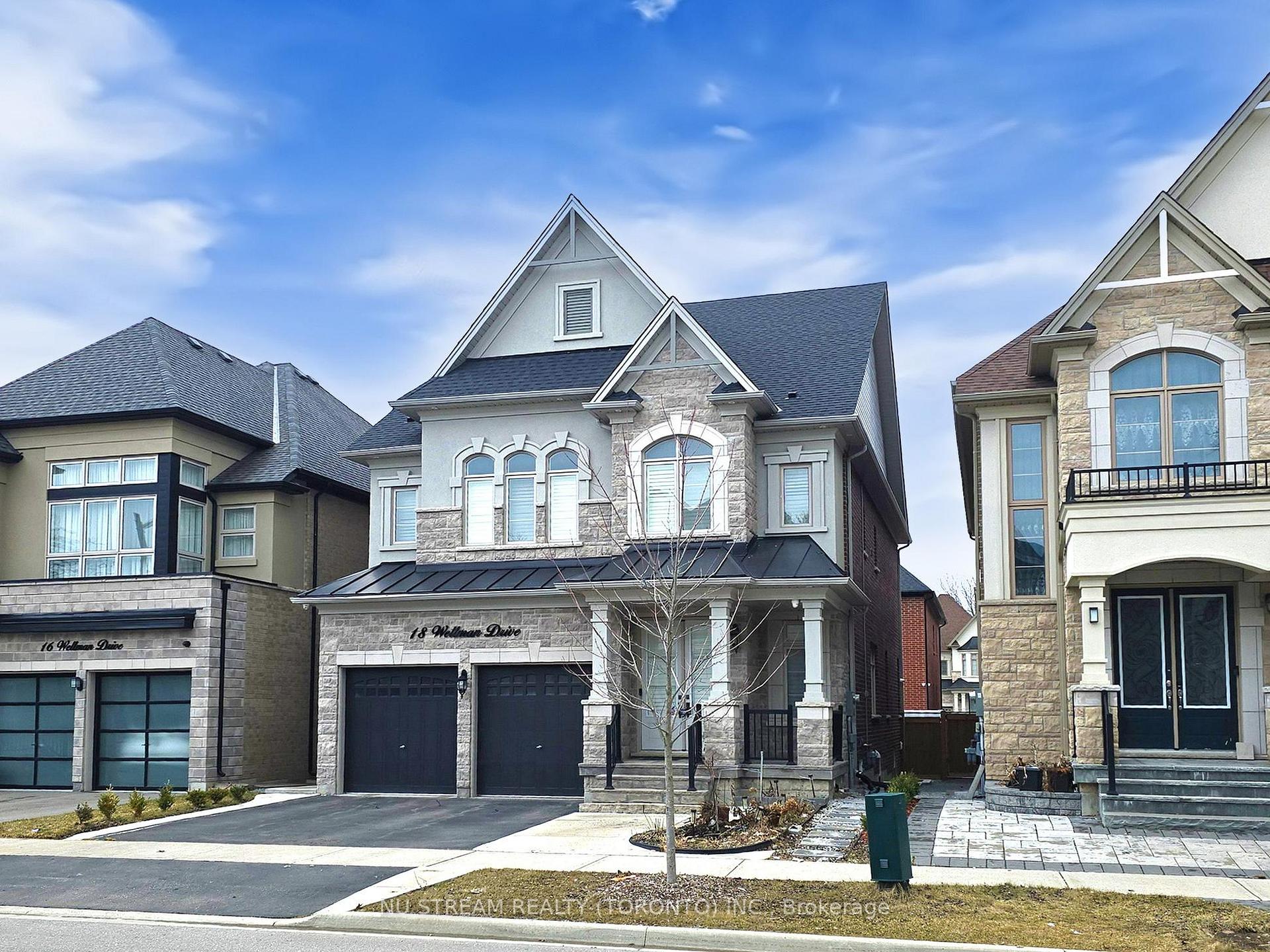Photo 3 of 18 Wellman Drive, Richmond Hill, Oak Ridges Lake Wilcox — HOMEH