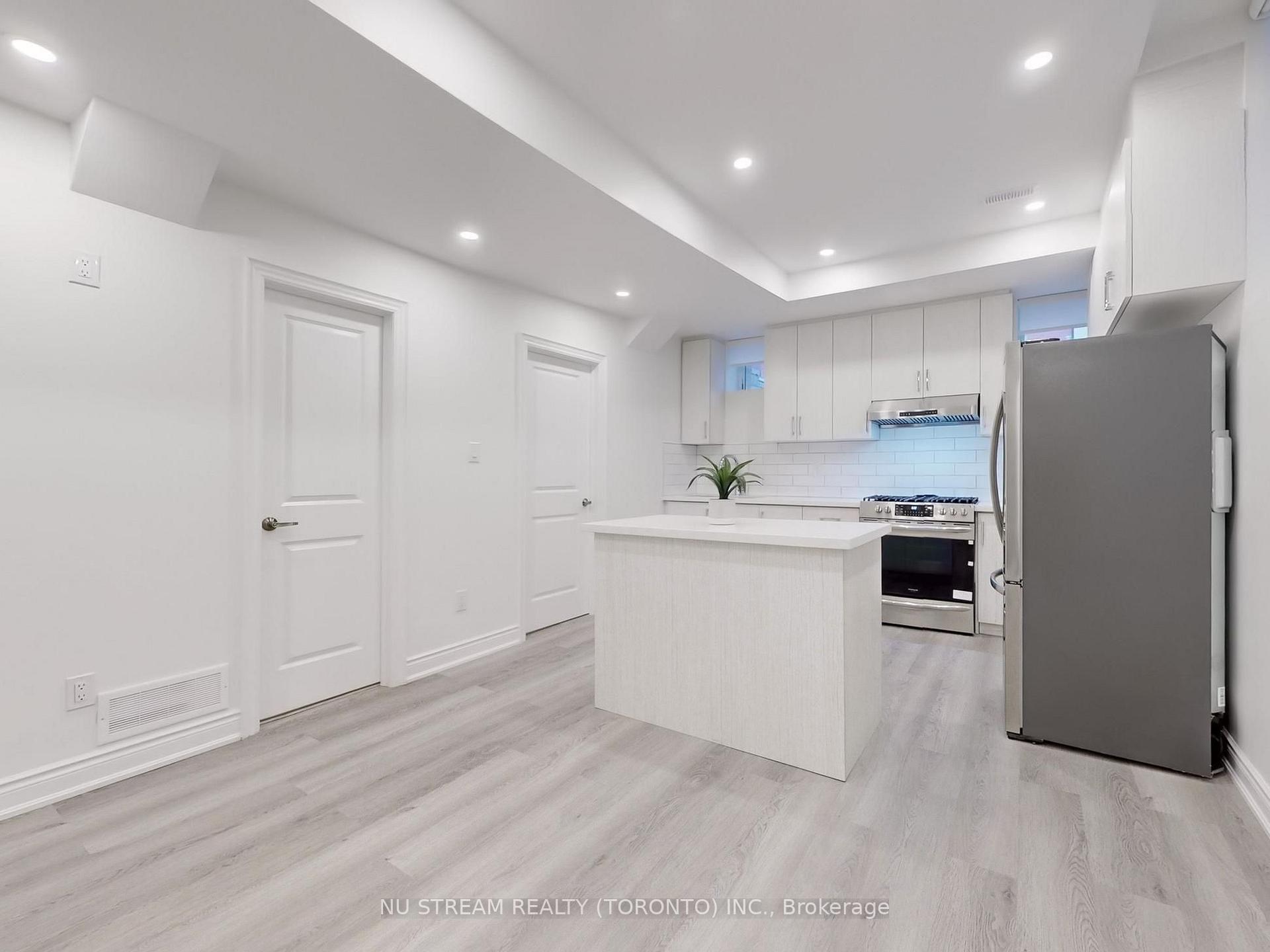 Photo 15 of 18 Wellman Drive, Richmond Hill, Oak Ridges Lake Wilcox — HOMEH