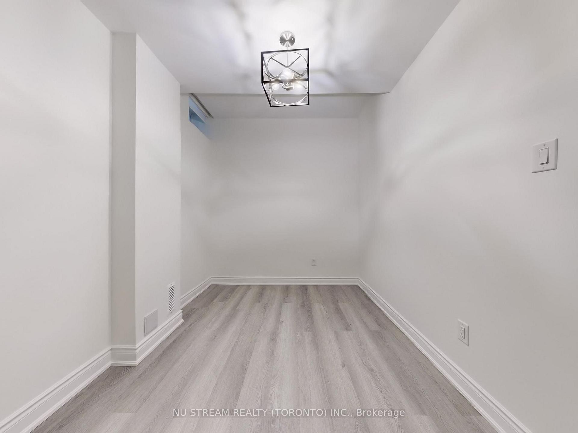 Photo 28 of 18 Wellman Drive, Richmond Hill, Oak Ridges Lake Wilcox — HOMEH