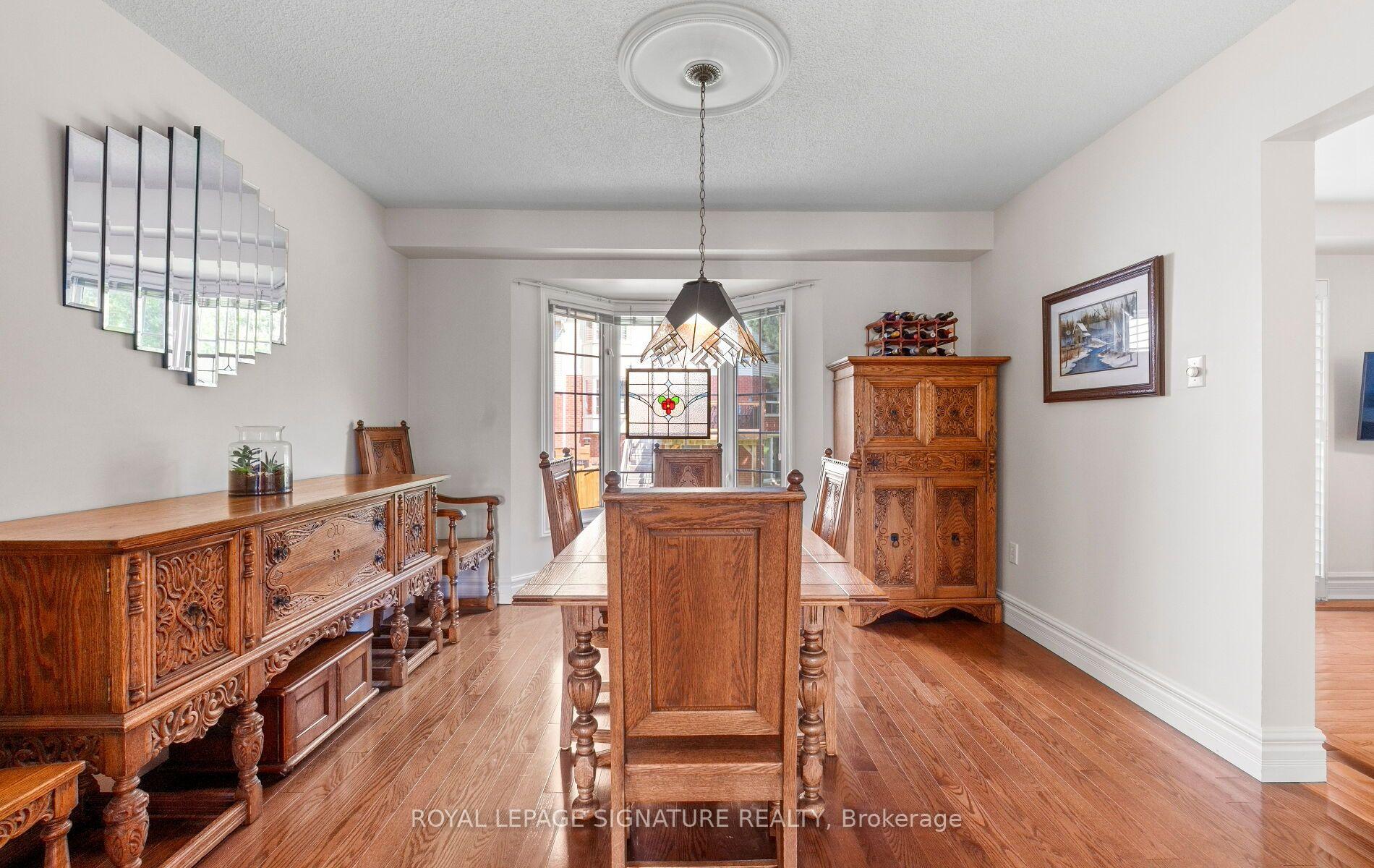Photo 8 of 412 Butler Court, Aurora, Aurora Village — HOMEH