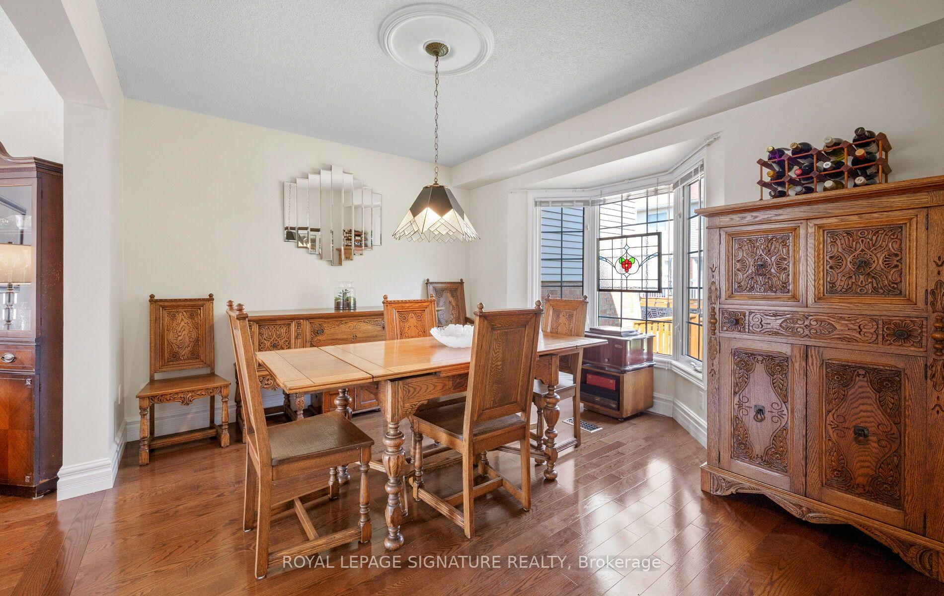 Photo 9 of 412 Butler Court, Aurora, Aurora Village — HOMEH