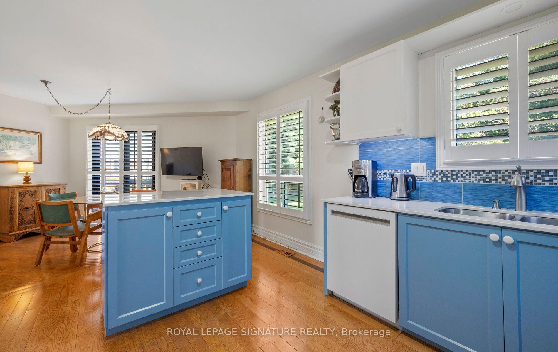 Photo 12 of 412 Butler Court, Aurora, Aurora Village — HOMEH
