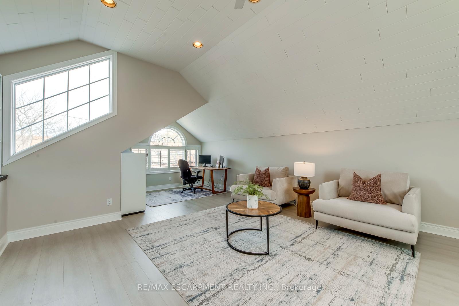 Photo 33 of 48 Forsythe Street, Oakville, Central — HOMEH