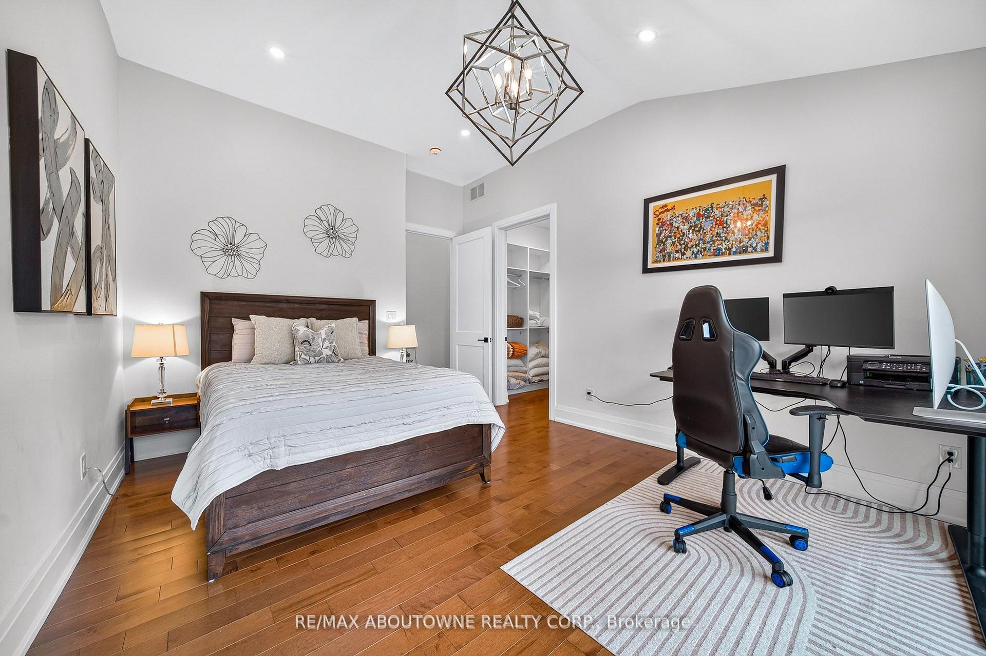 Photo 30 of 1526 Bridge Road, Oakville, West — HOMEH