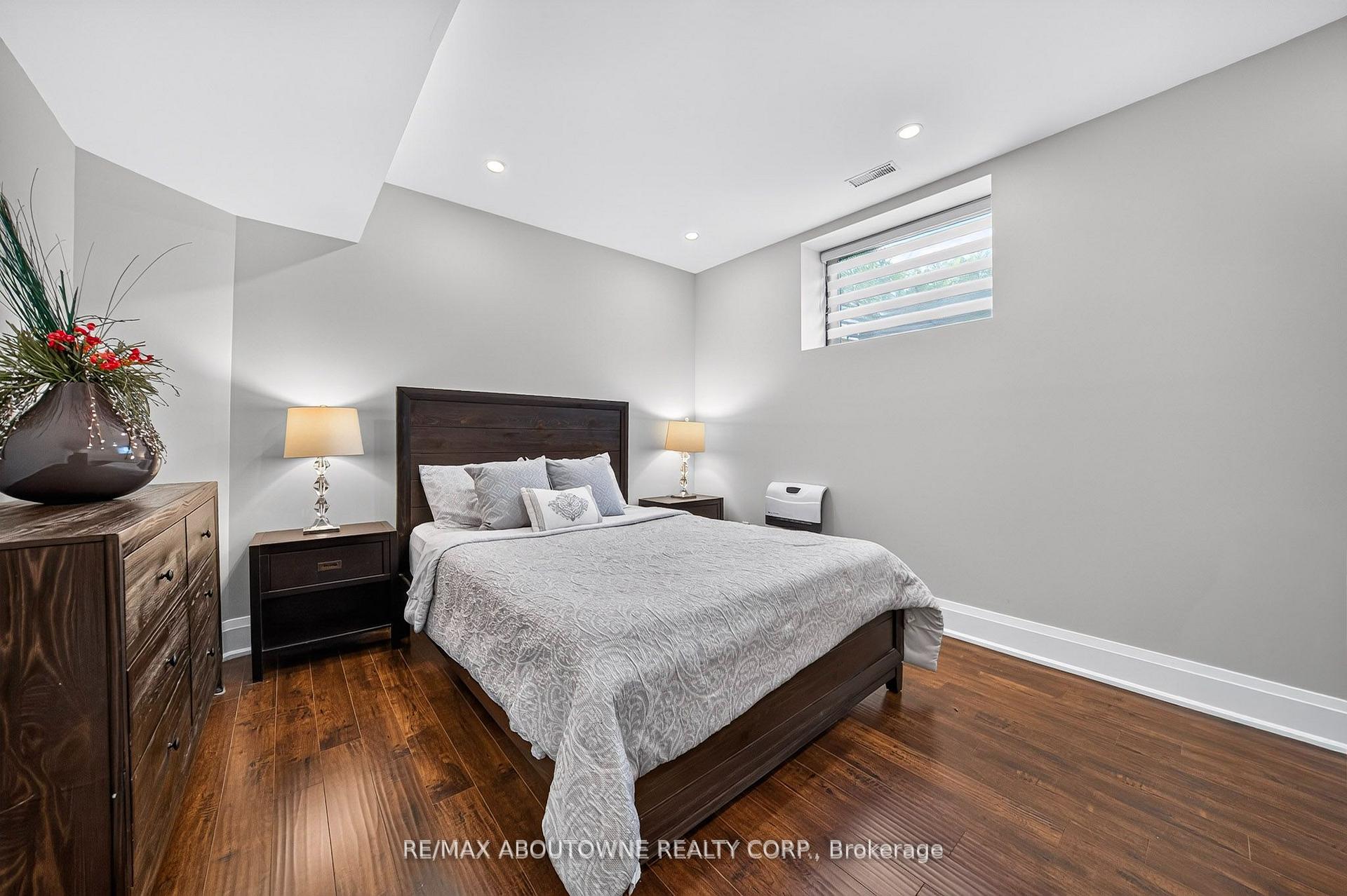 Photo 39 of 1526 Bridge Road, Oakville, West — HOMEH